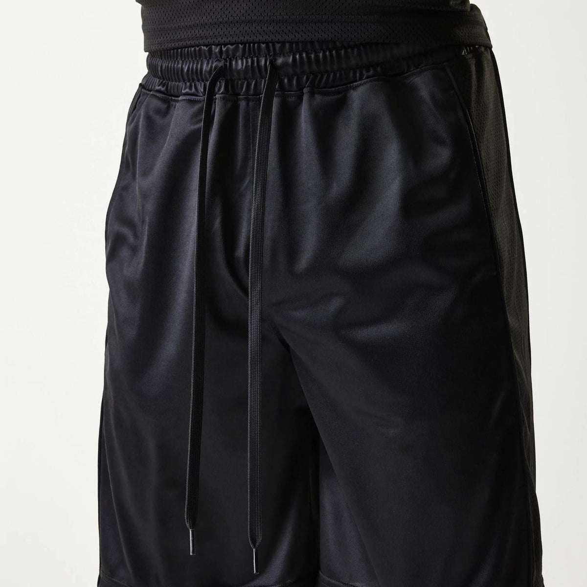 New Era Retro Sports Black Mesh Shorts-klyvox