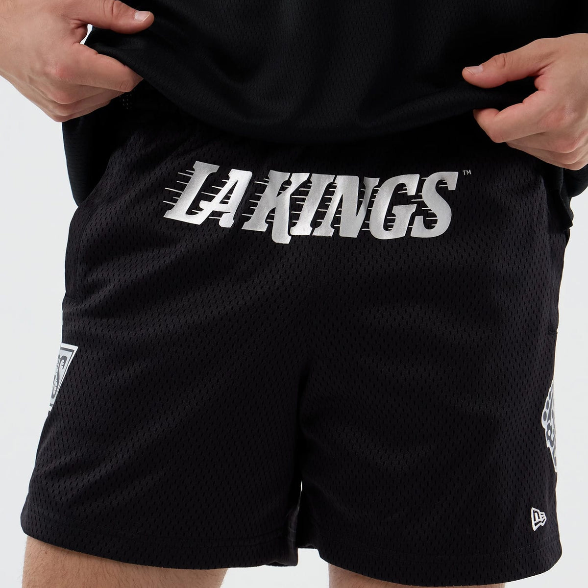LA Kings NHL Street Culture Black Oversized Shorts-klyvox