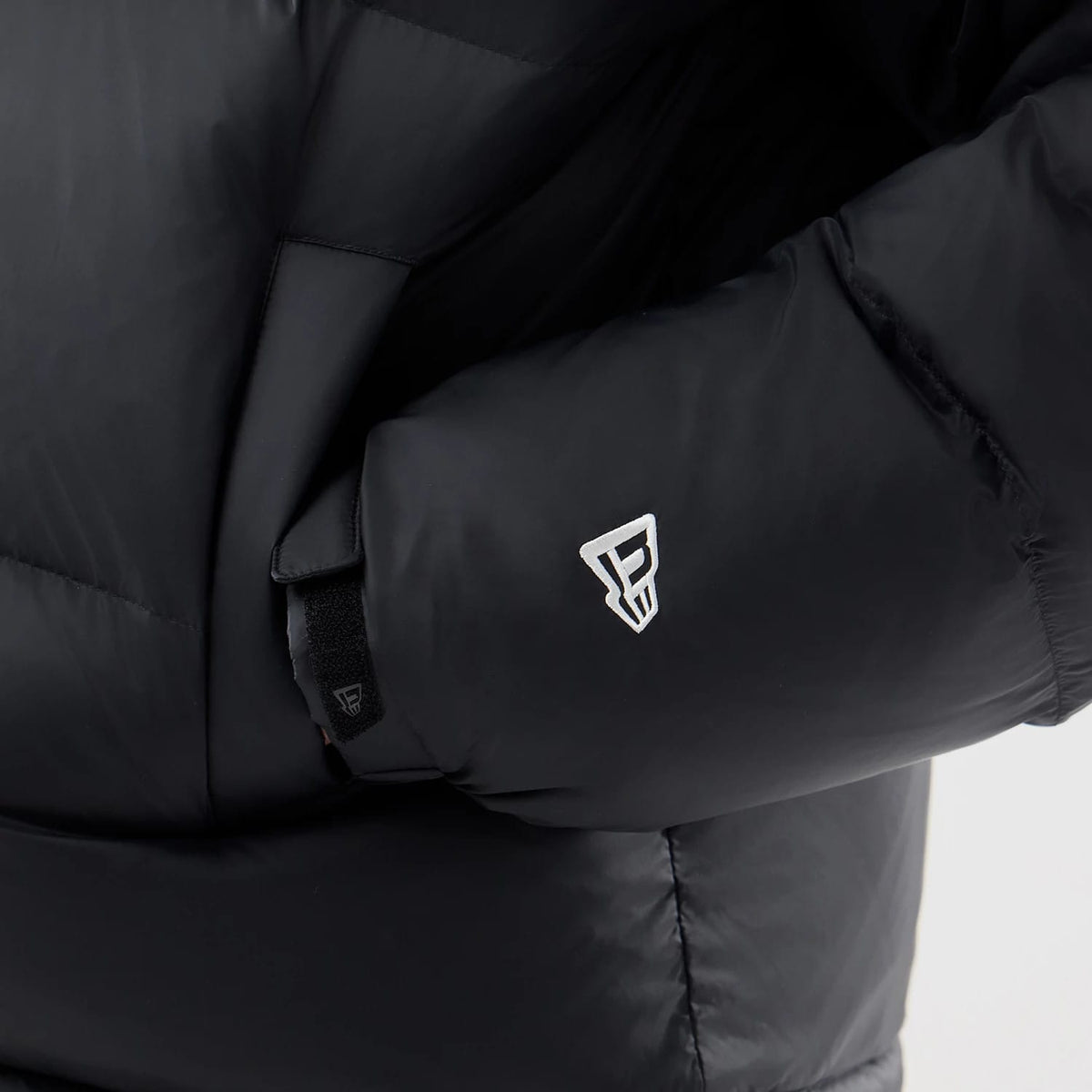 New York Yankees MLB Black Puffer Down Jacket-klyvox