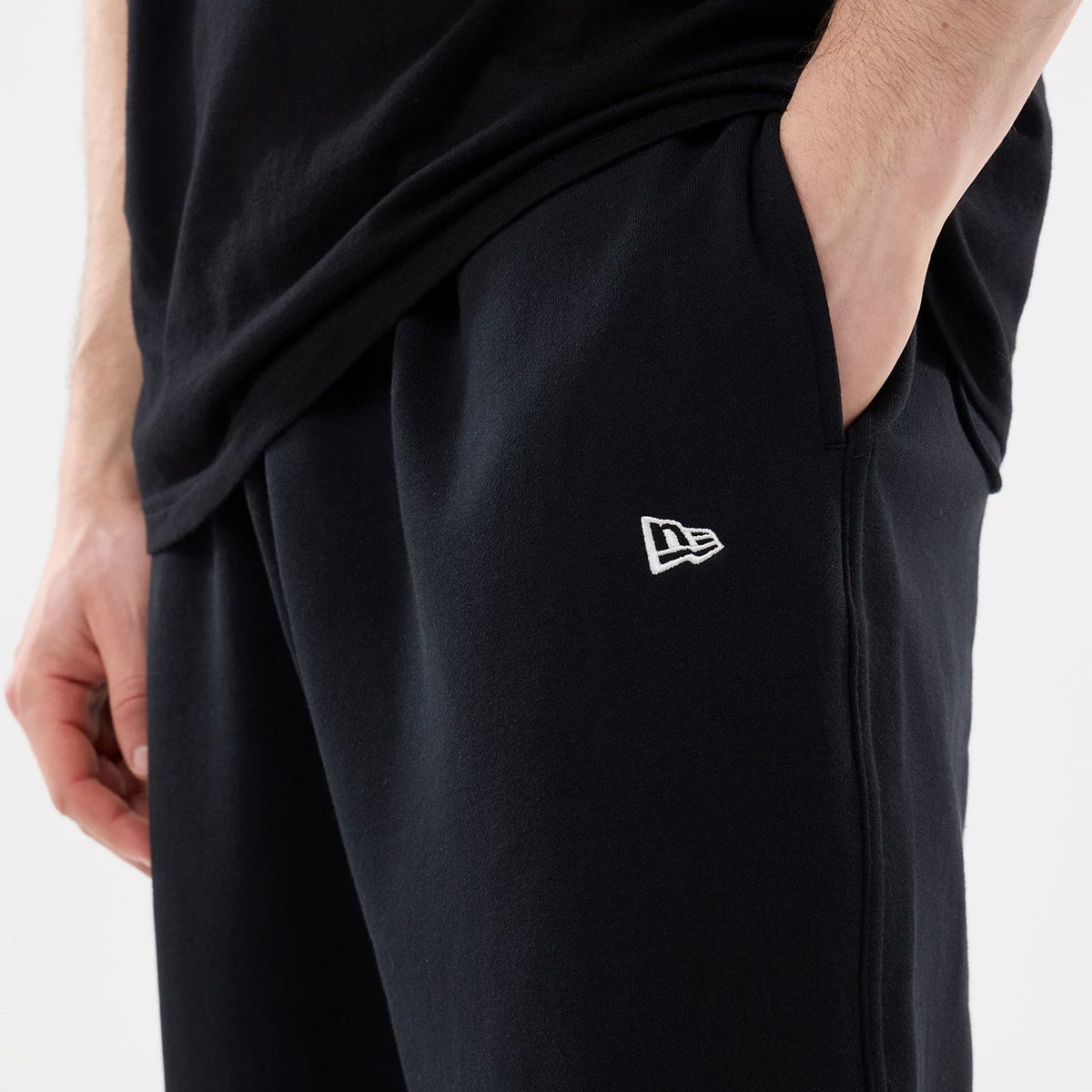 New Era Black Straight Legged Joggers-klyvox