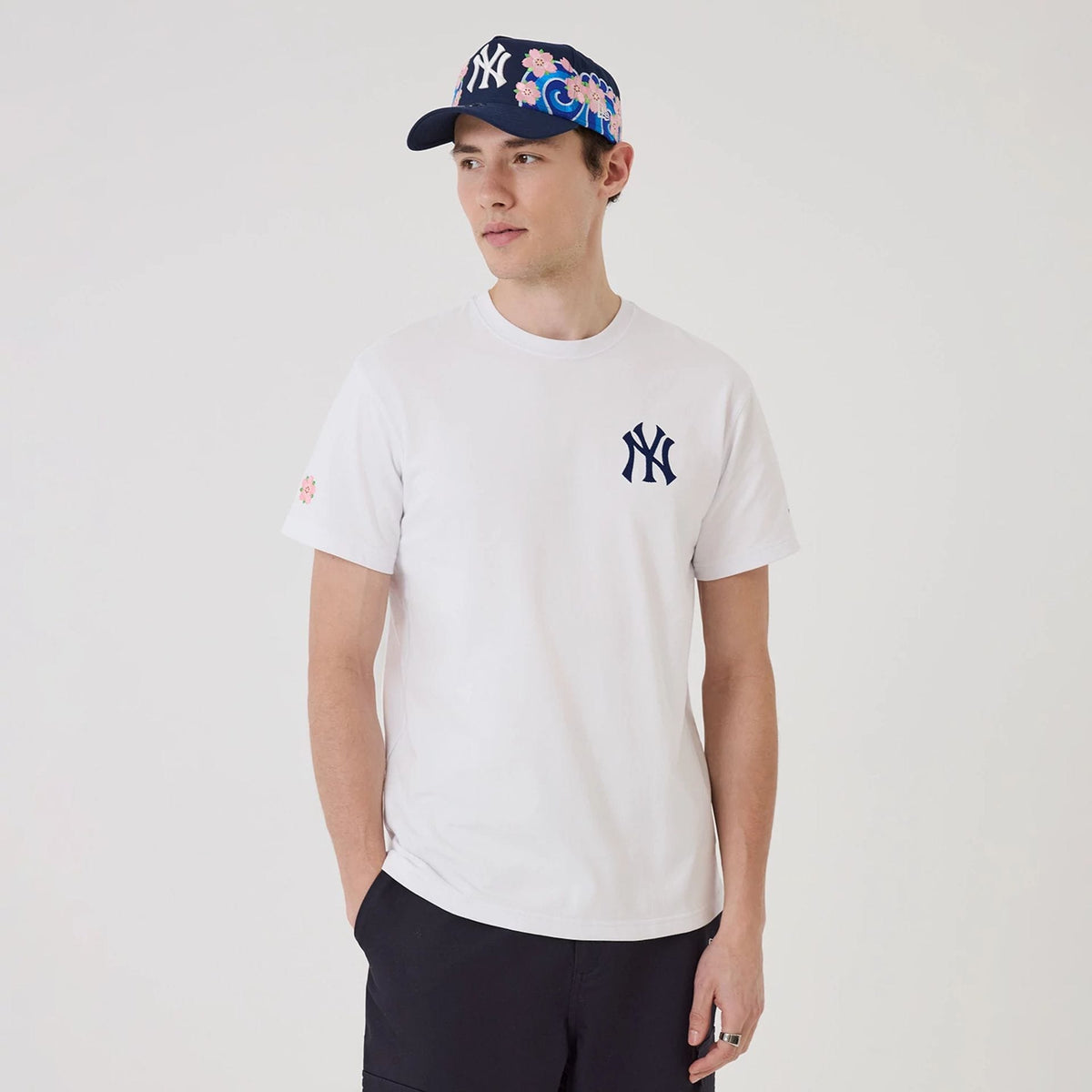 New York Yankees MLB Sakura White T-Shirt-klyvox