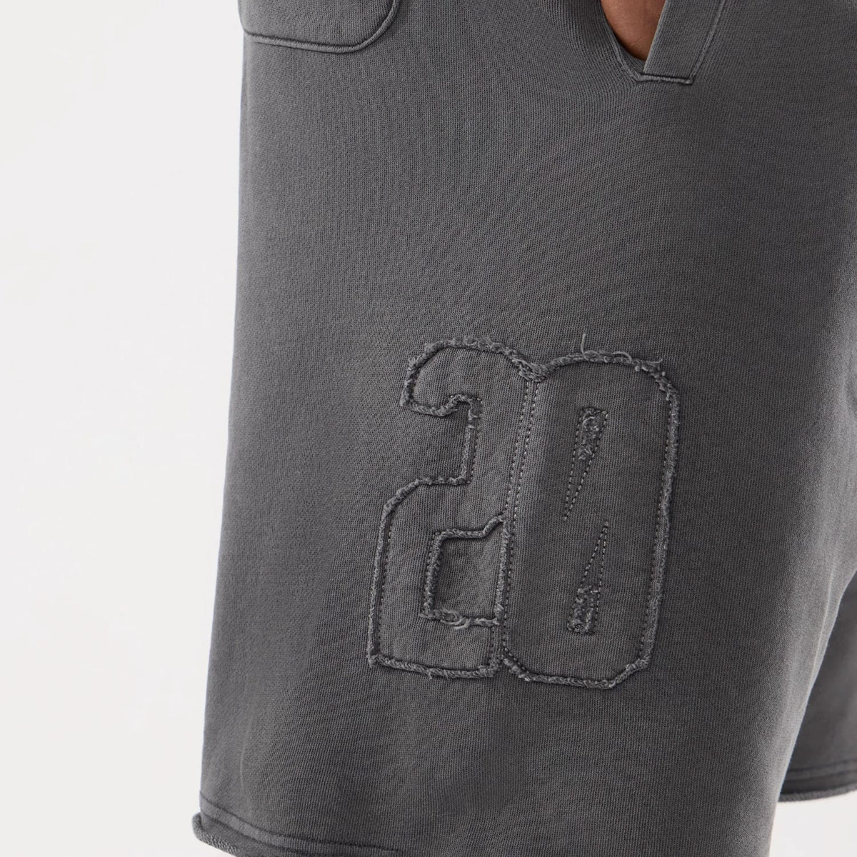 New Era Street Archived Black Oversized Shorts-klyvox