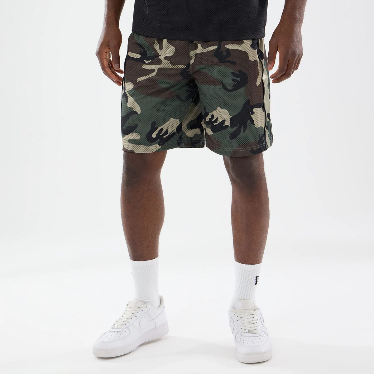 New Era Bermuda 6 Day Camo Oversized Shorts-klyvox