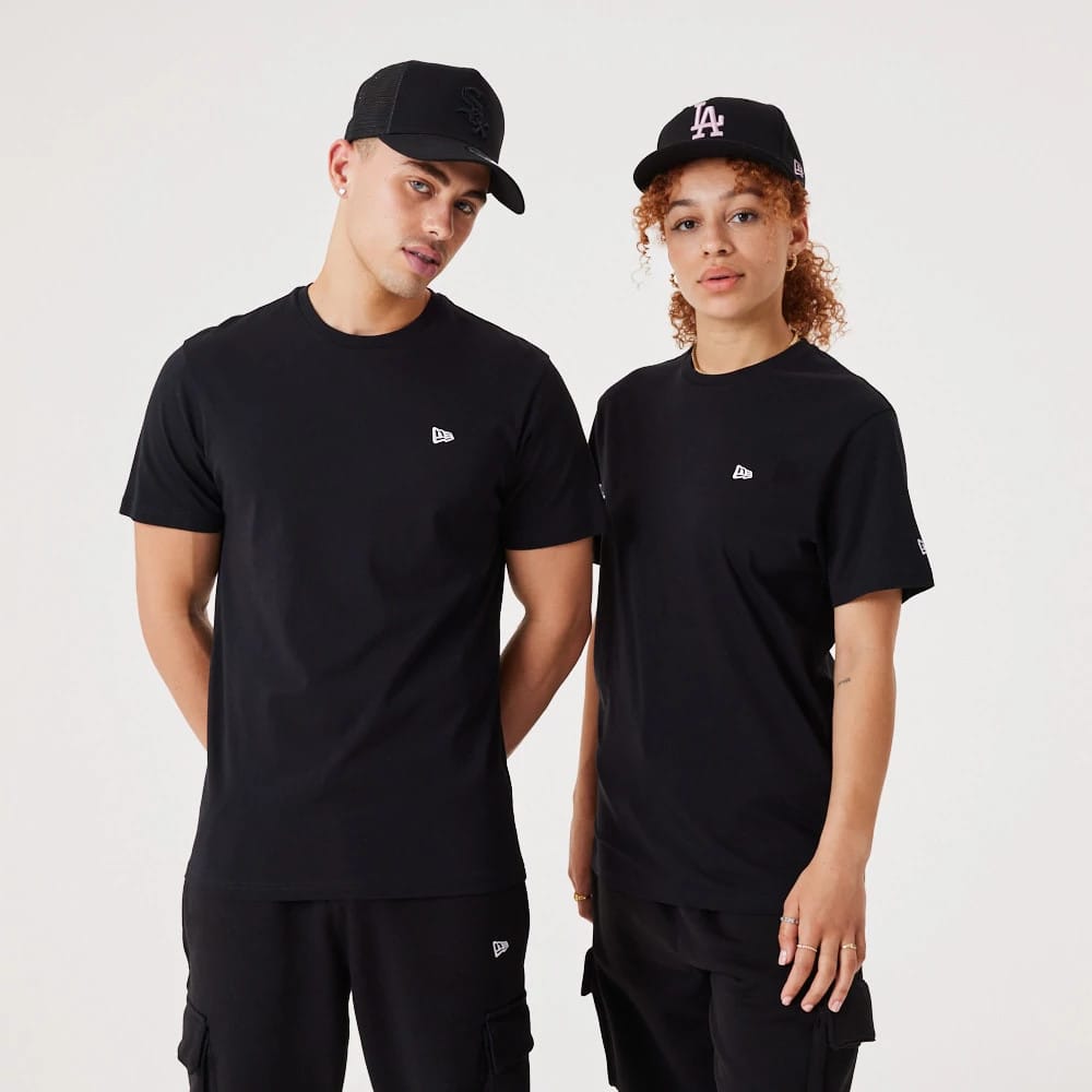 New Era Essential Black T-Shirt-klyvox