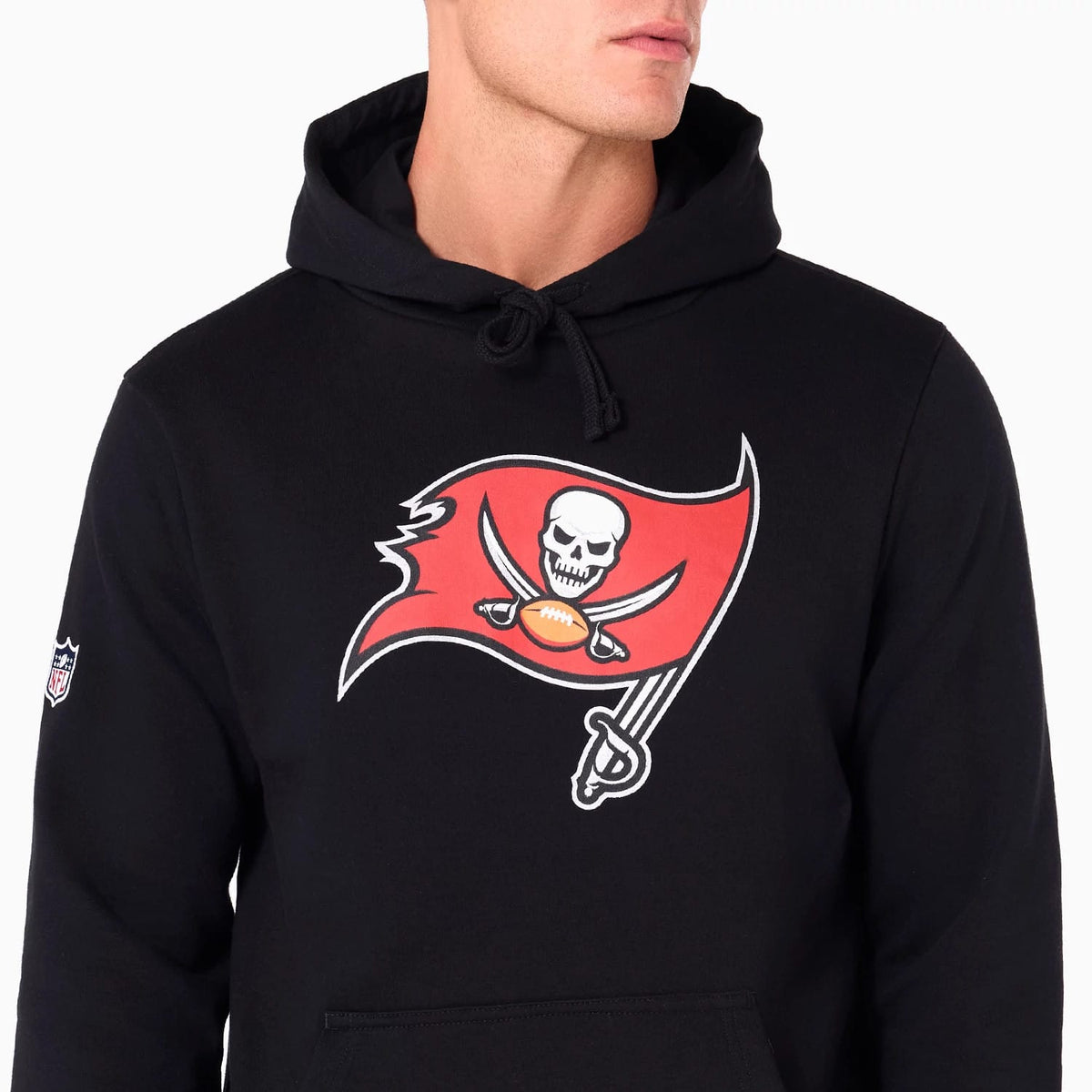 Tampa Bay Buccaneers NFL Black Pullover Hoodie-klyvox