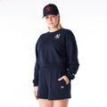 New York Yankees Womens MLB League Essential Black Crop Crew Neck Sweatshirt-klyvox
