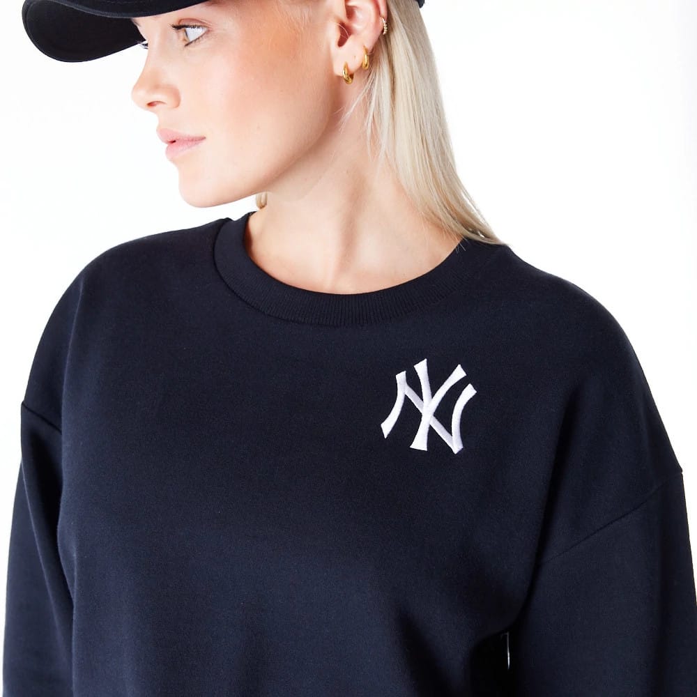 New York Yankees Womens MLB League Essential Black Crop Crew Neck Sweatshirt-klyvox