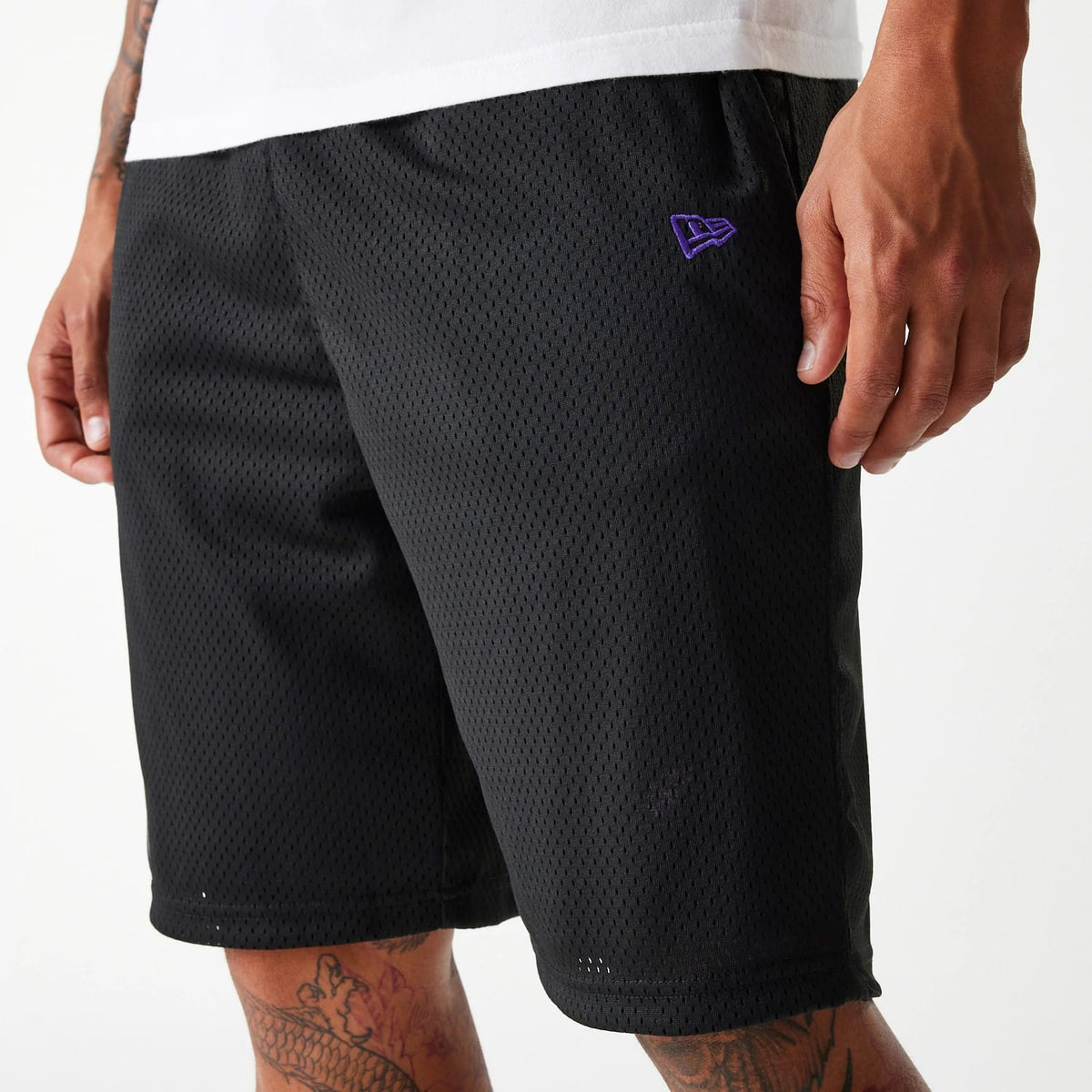 New Era Black Mesh Shorts-klyvox