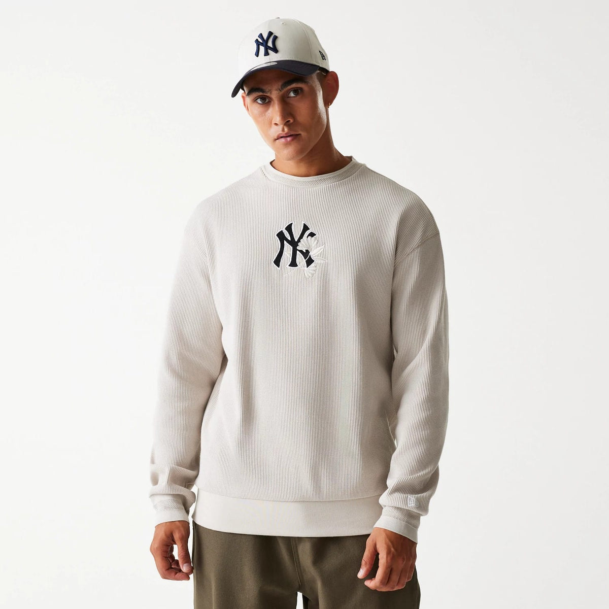 New York Yankees MLB Waffle Cream Oversized Crew Neck Sweater-klyvox