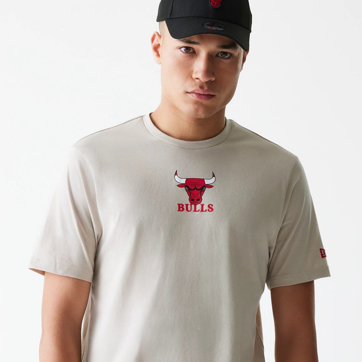 Chicago Bulls NBA Logo Cream T-Shirt-klyvox