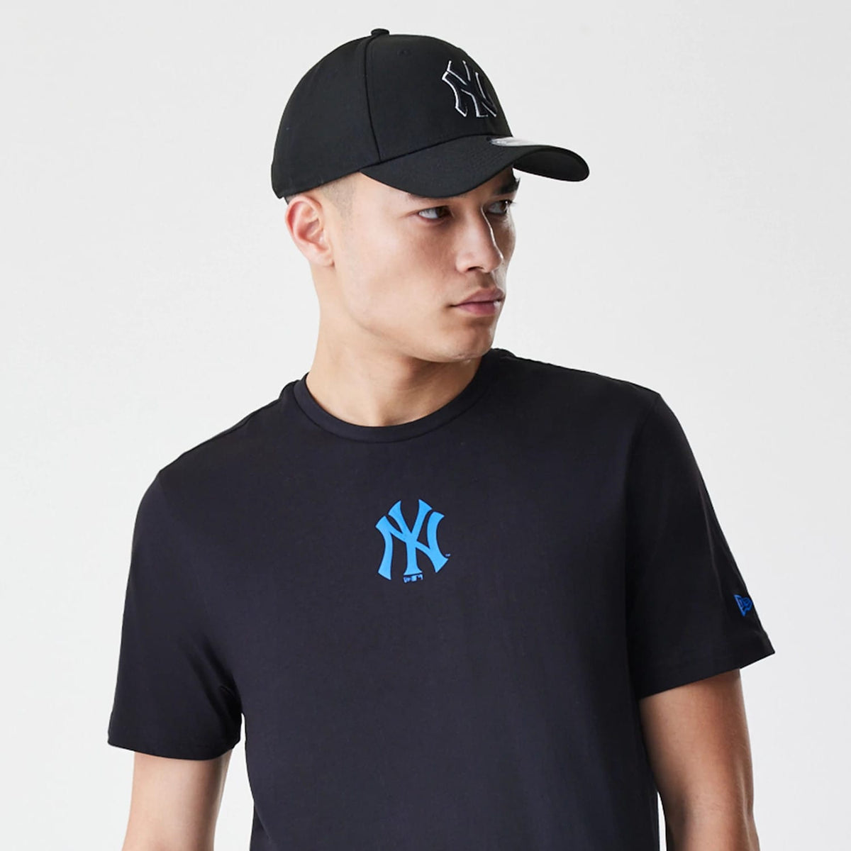 New York Yankees MLB Logo Black T-Shirt-klyvox