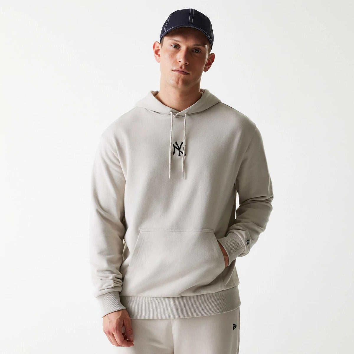 New York Yankees MLB League Essential Midi French Terry Cream Oversized Pullover Hoodie-klyvox