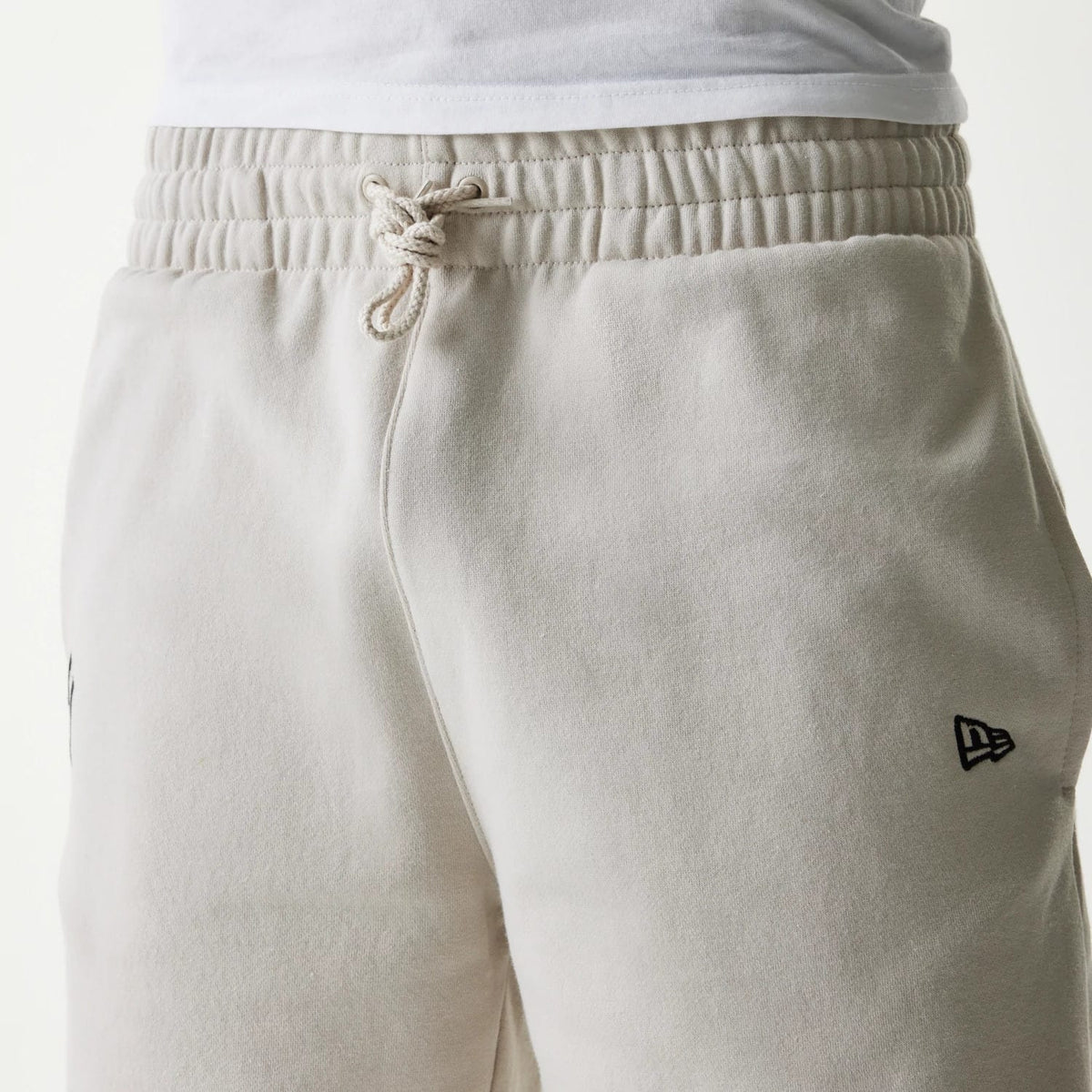 New York Yankees MLB League Essential Midi Cream Shorts-klyvox