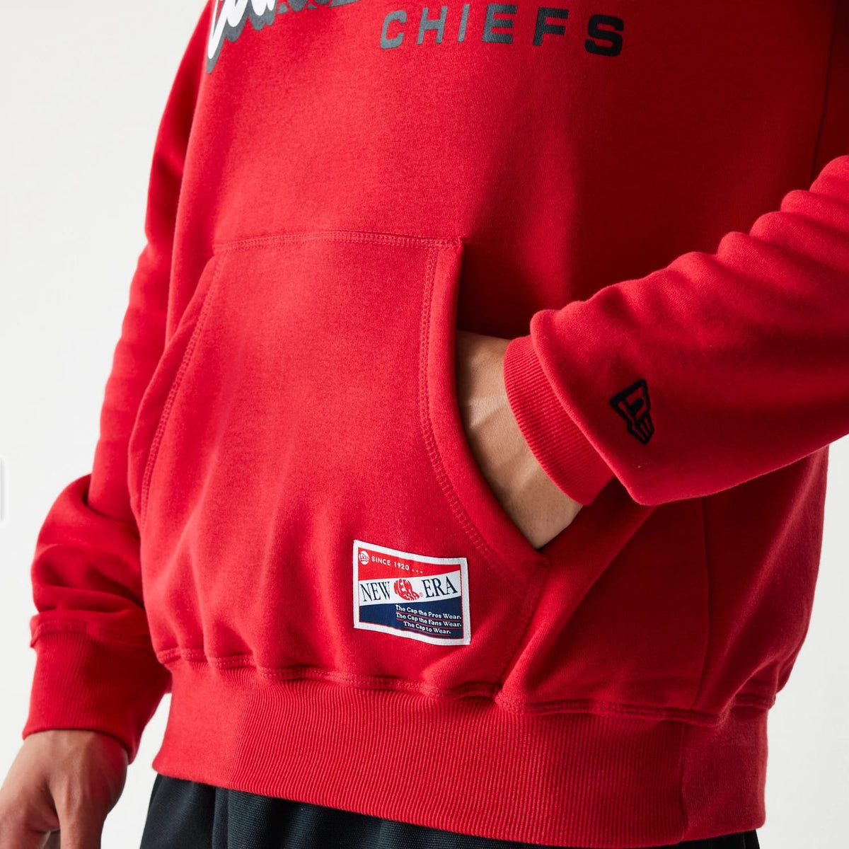 Kansas City Chiefs NFL Throwback Red Pullover Hoodie-klyvox