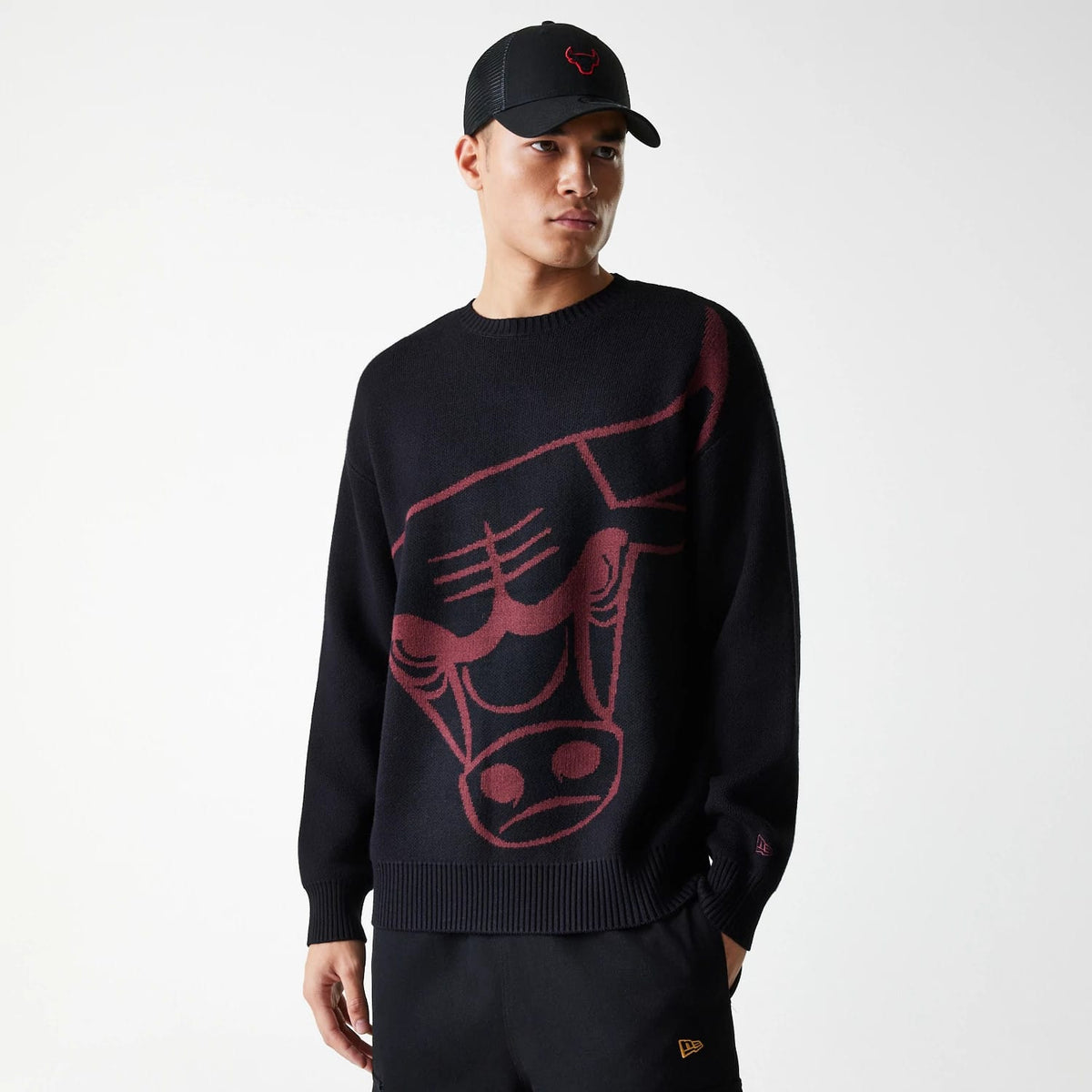 Chicago Bulls NBA Knit Black Oversized Knit Sweater-klyvox