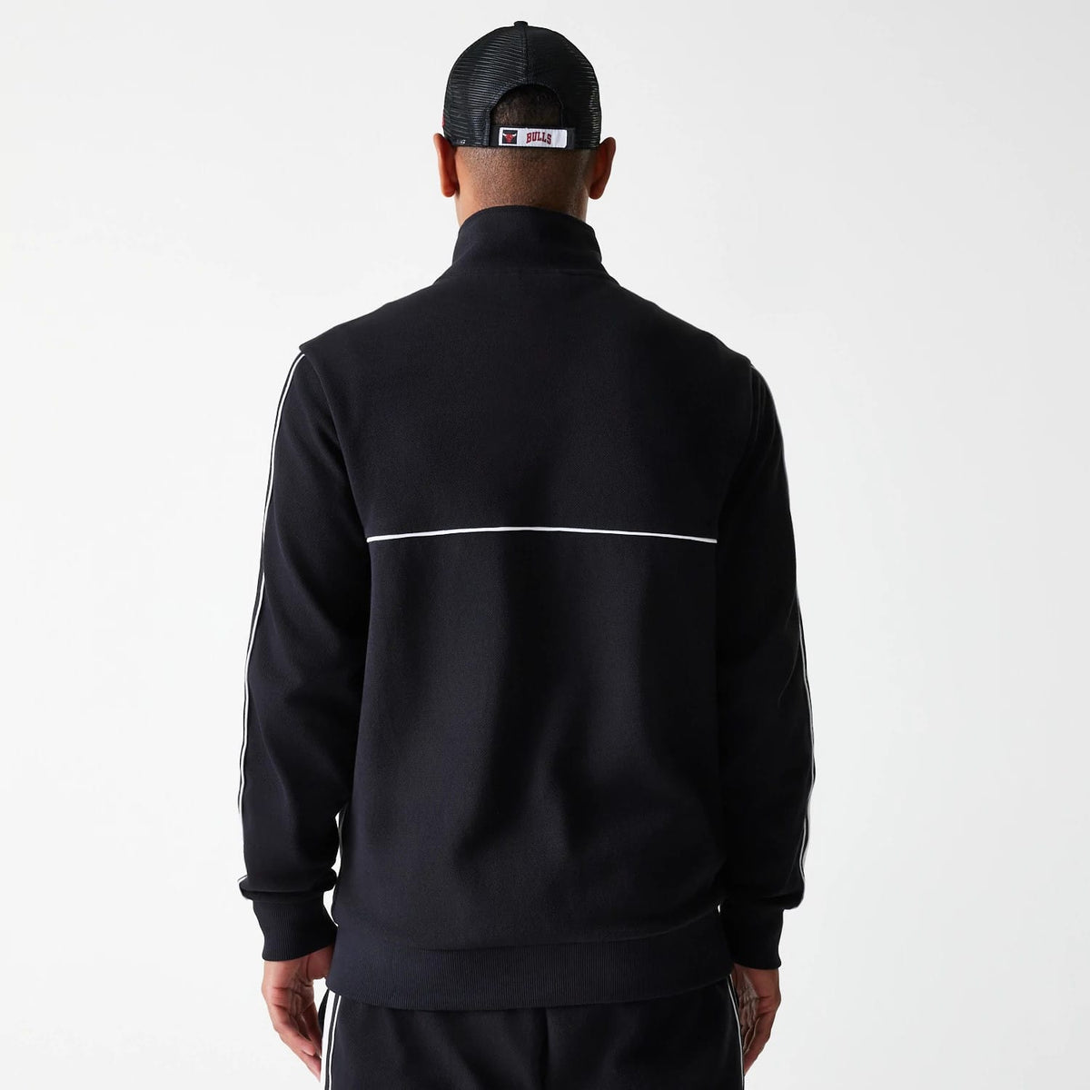 Chicago Bulls NBA Outline Black Track Jacket-klyvox