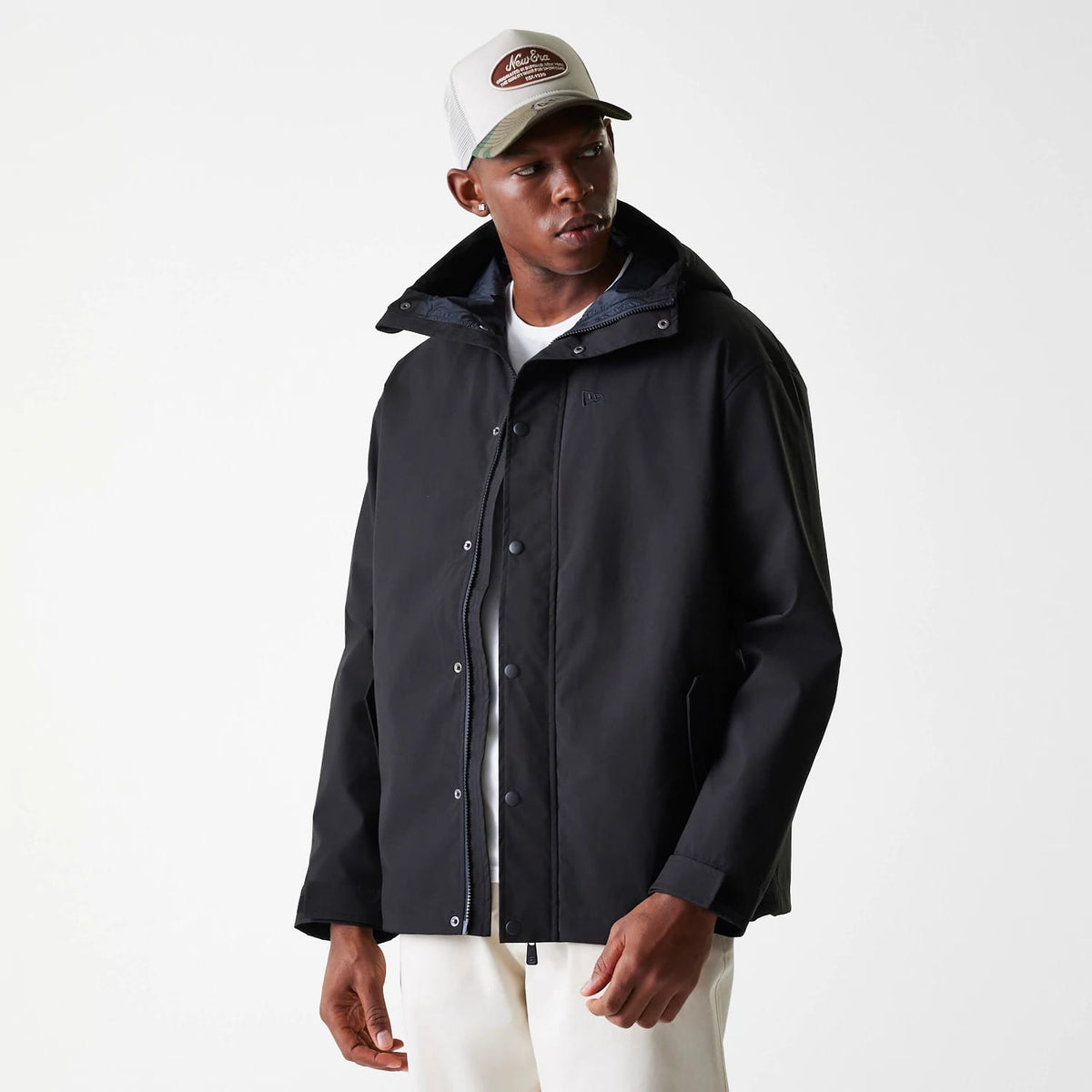 New Era Black Coach Jacket-klyvox