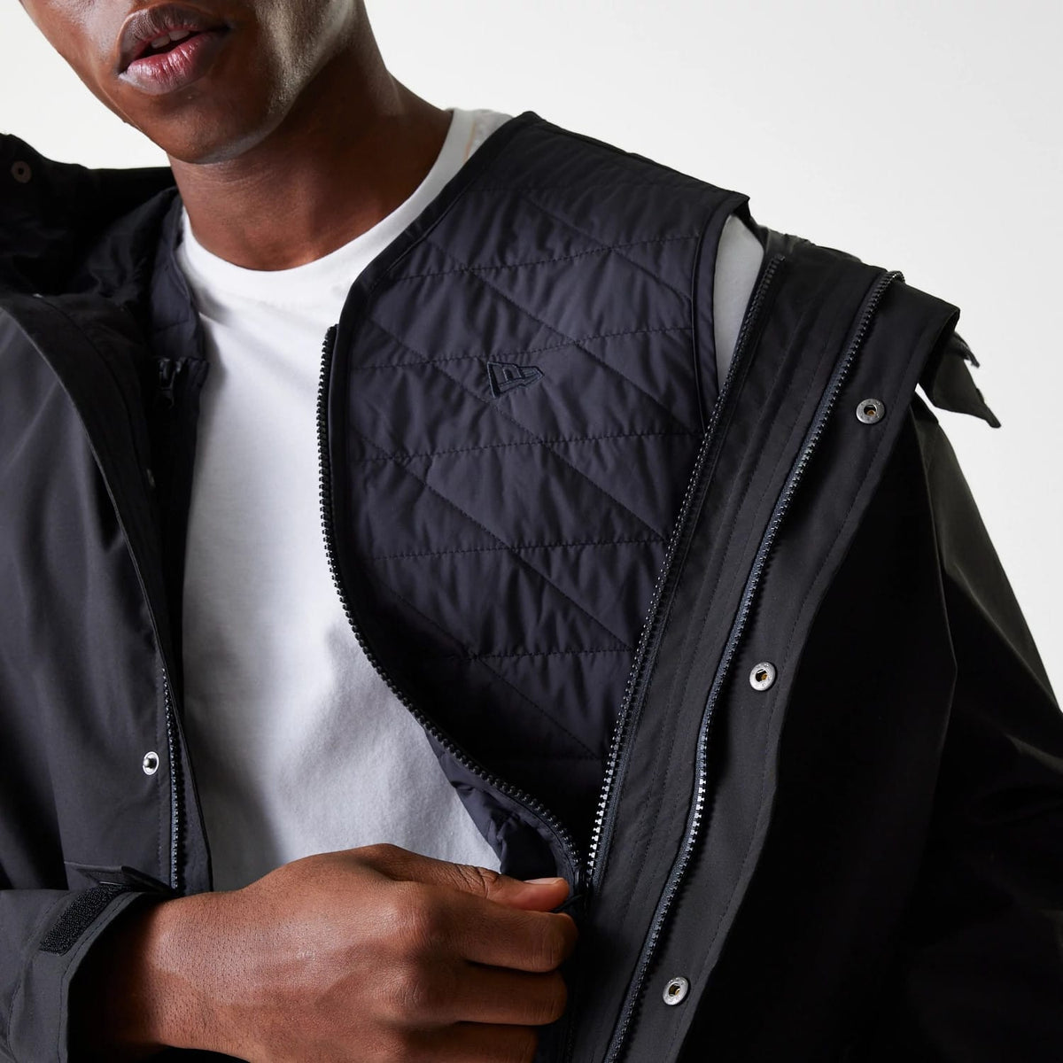 New Era Black Coach Jacket-klyvox