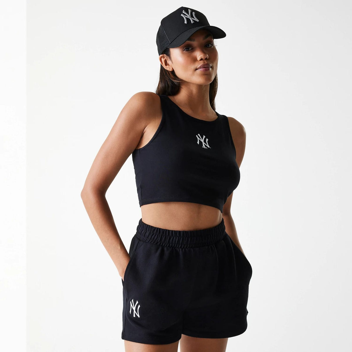 New York Yankees Womens MLB Midi League Essential Black Shorts-klyvox