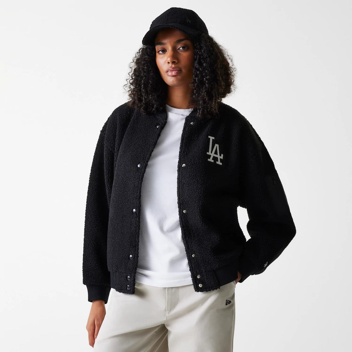 LA Dodgers Womens MLB Black Oversized Sherpa Bomber Jacket-klyvox