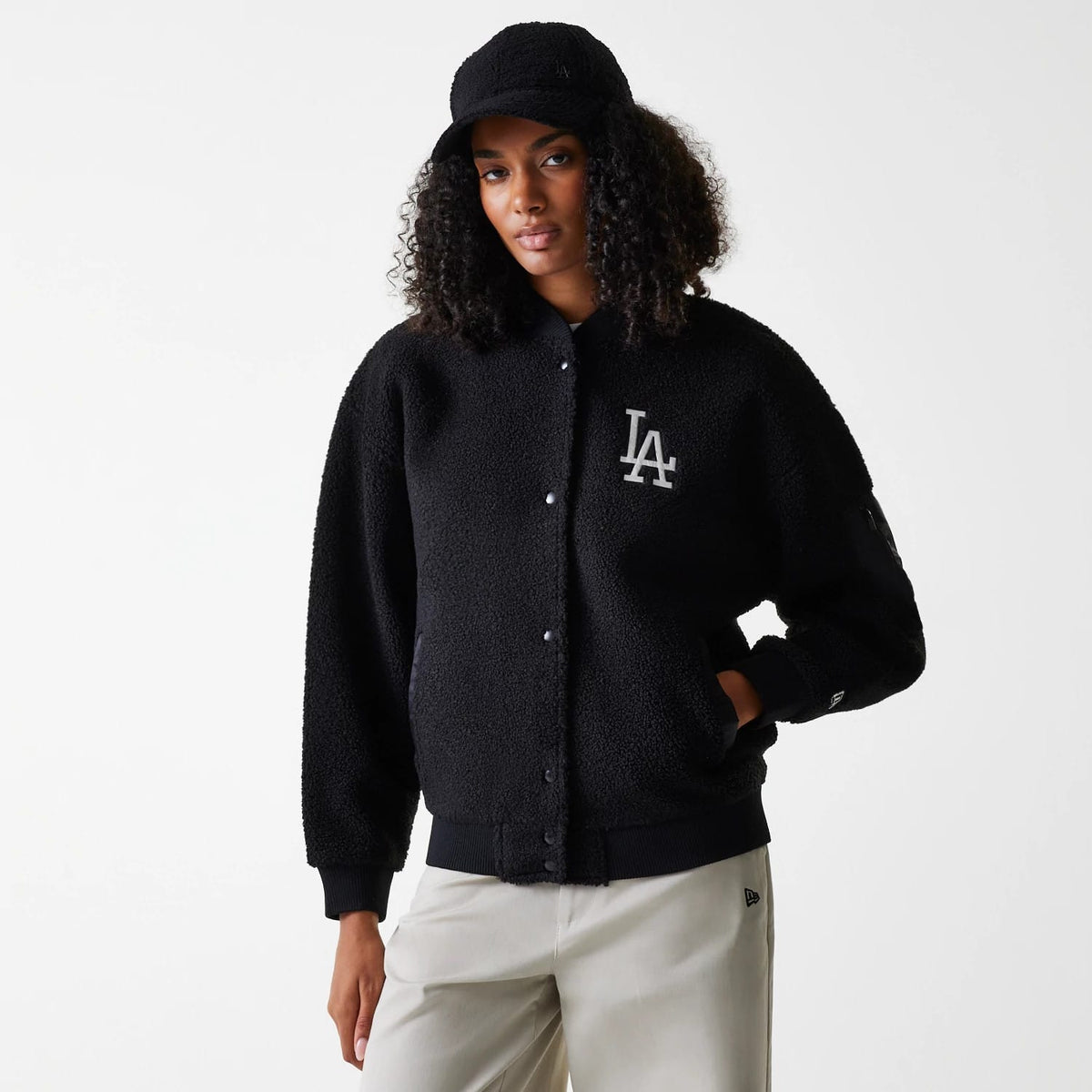 LA Dodgers Womens MLB Black Oversized Sherpa Bomber Jacket-klyvox