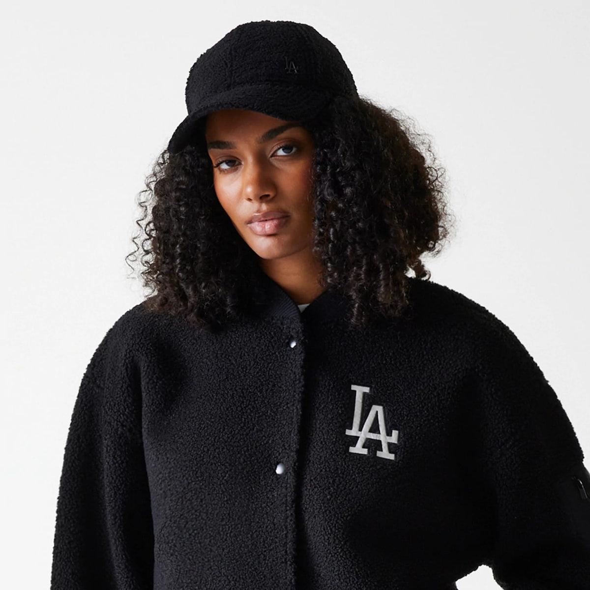 LA Dodgers Womens MLB Black Oversized Sherpa Bomber Jacket-klyvox