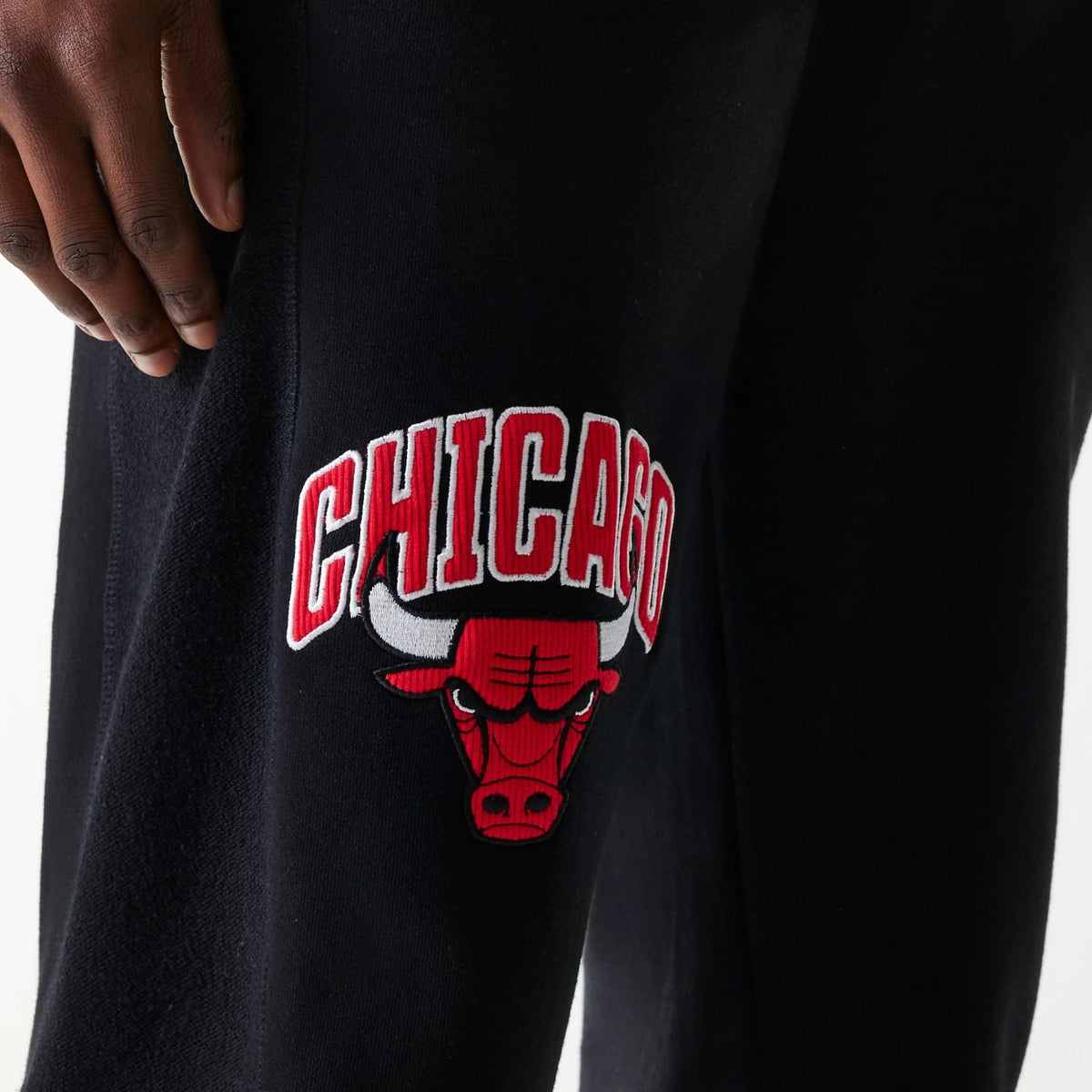 Chicago Bulls NBA Arch Graphic Black Joggers-klyvox