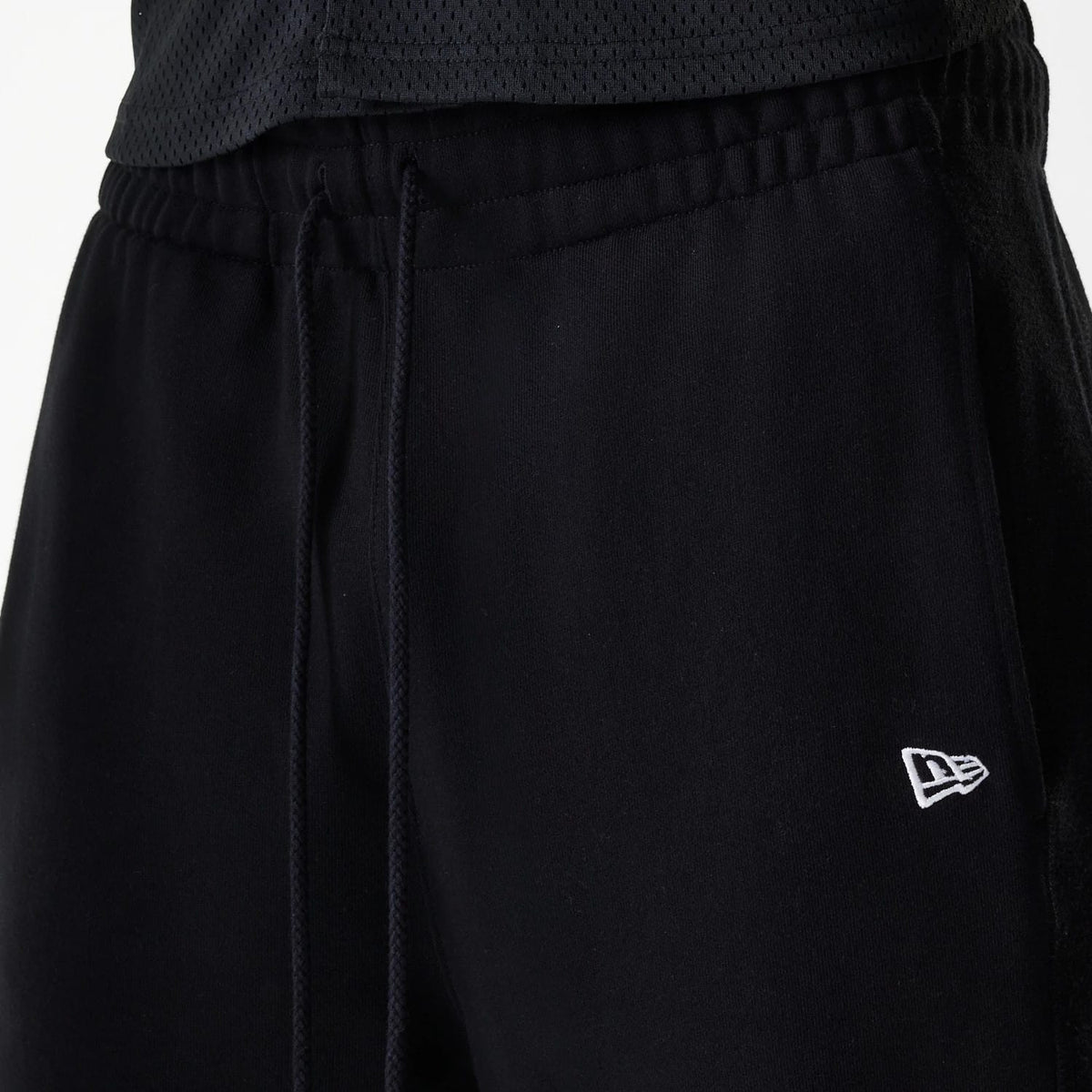 Chicago Bulls NBA Arch Graphic Black Joggers-klyvox