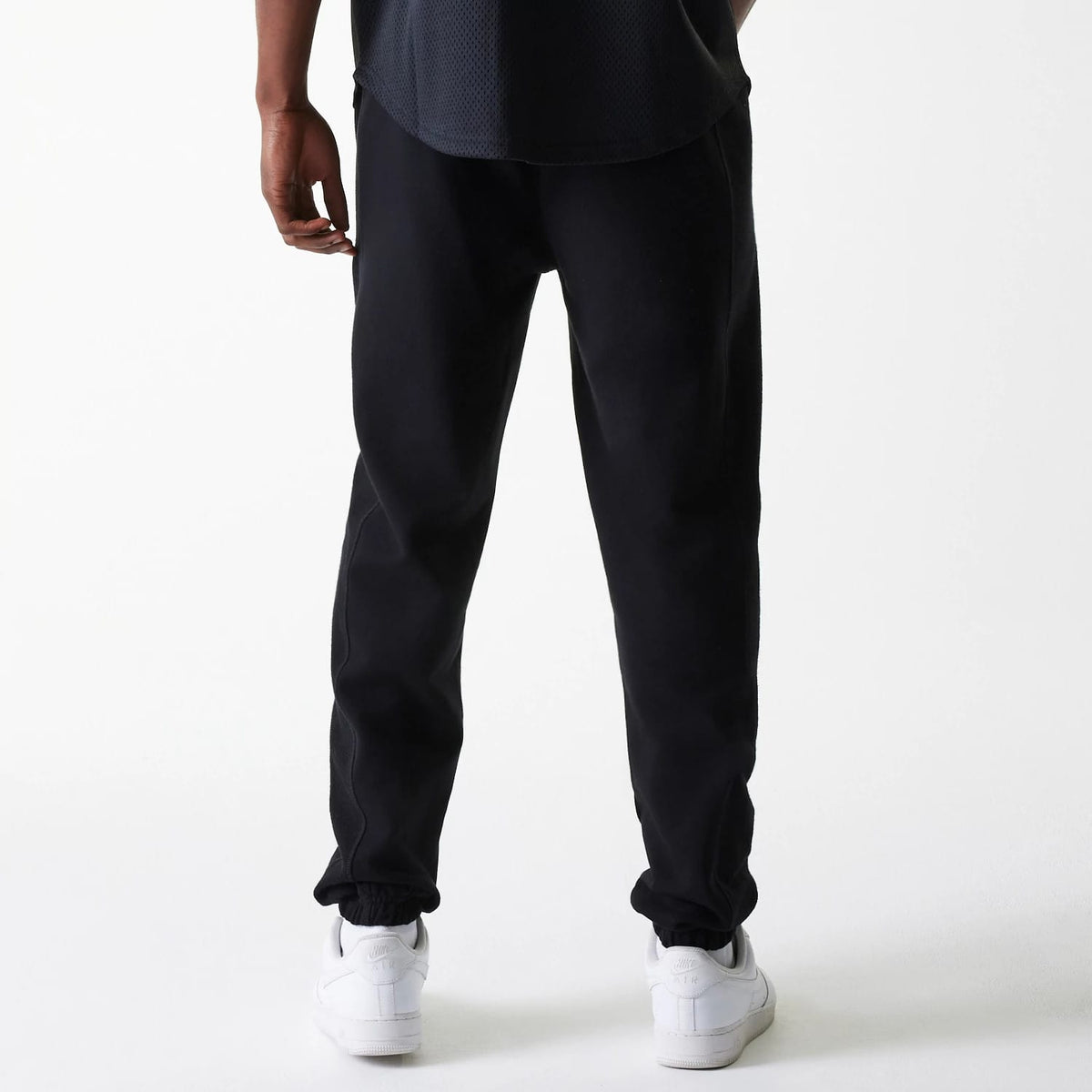 Chicago Bulls NBA Arch Graphic Black Joggers-klyvox