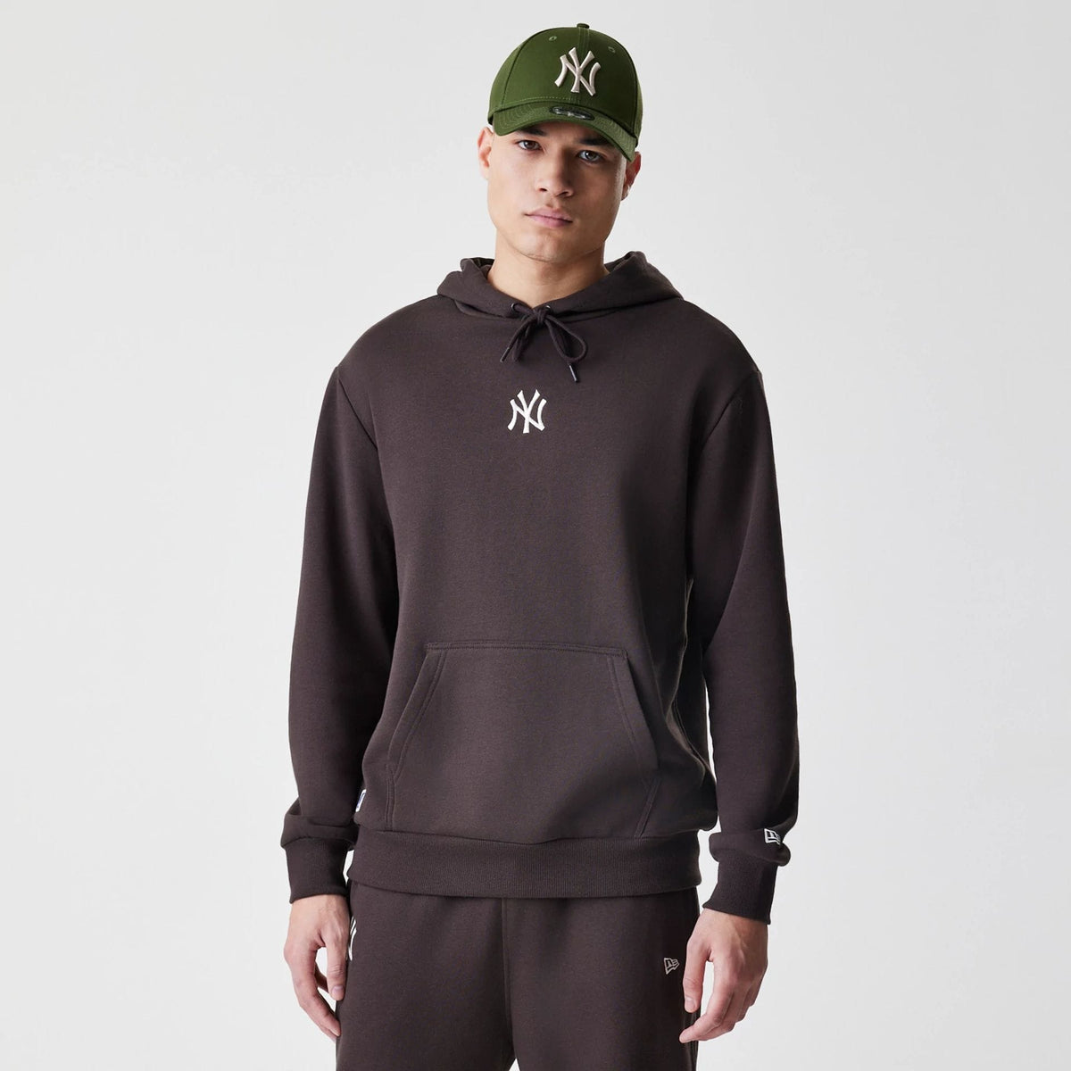 New York Yankees MLB Midi League Essential Dark Brown Oversized Pullover Hoodie-klyvox