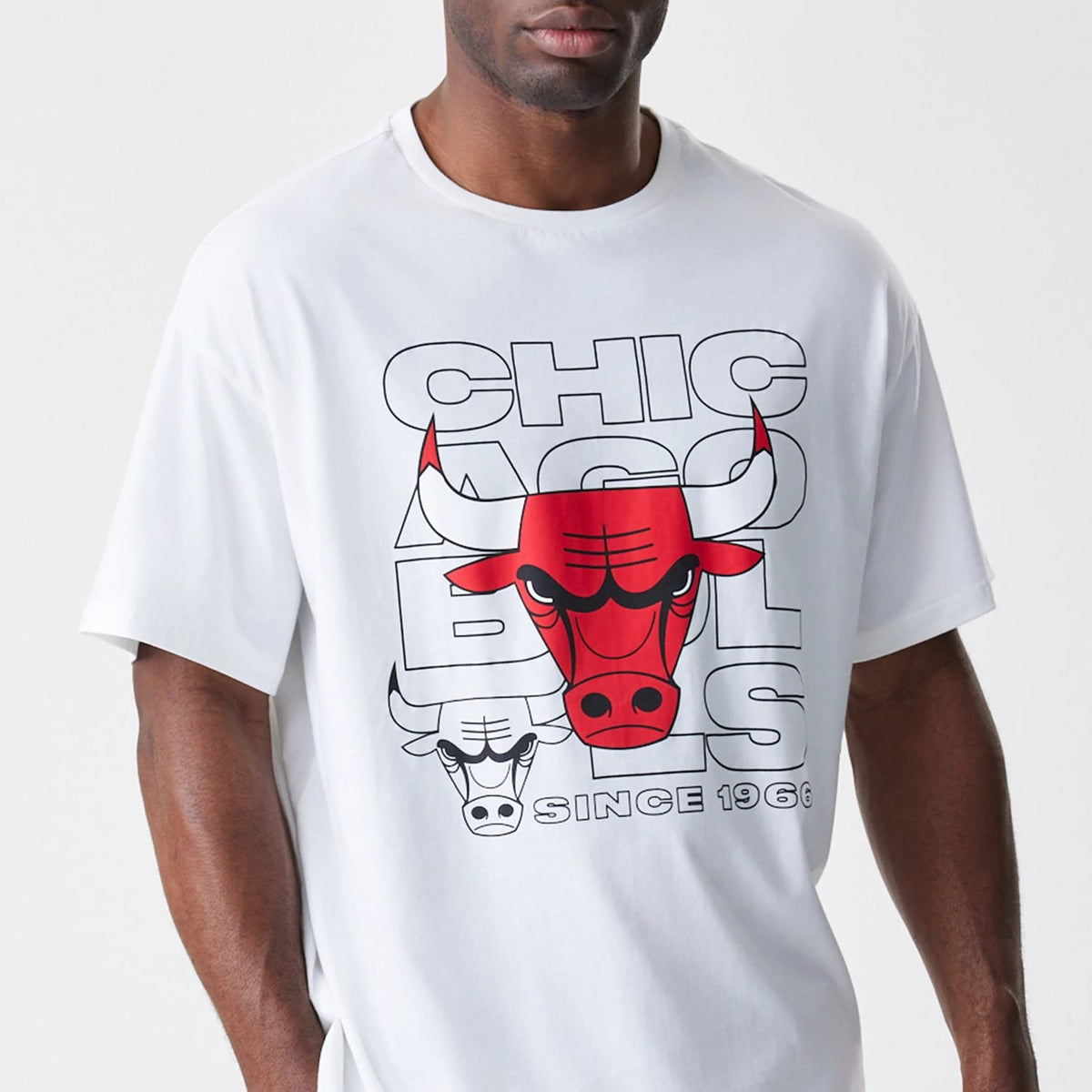 Chicago Bulls NBA Outline Graphic White Oversized T-Shirt-klyvox