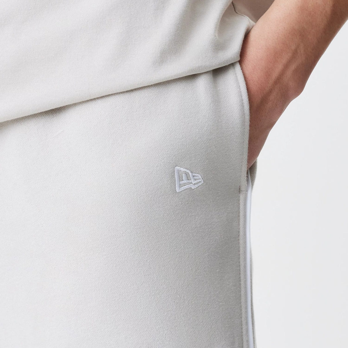 LA Lakers NBA Piping Cream Joggers-klyvox