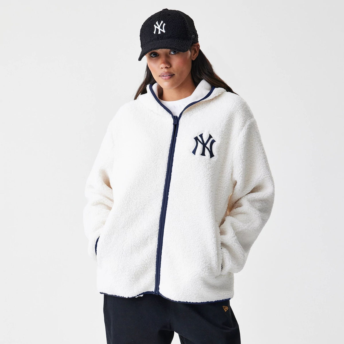 New York Yankees MLB Open White Hooded Sherpa Jacket-klyvox