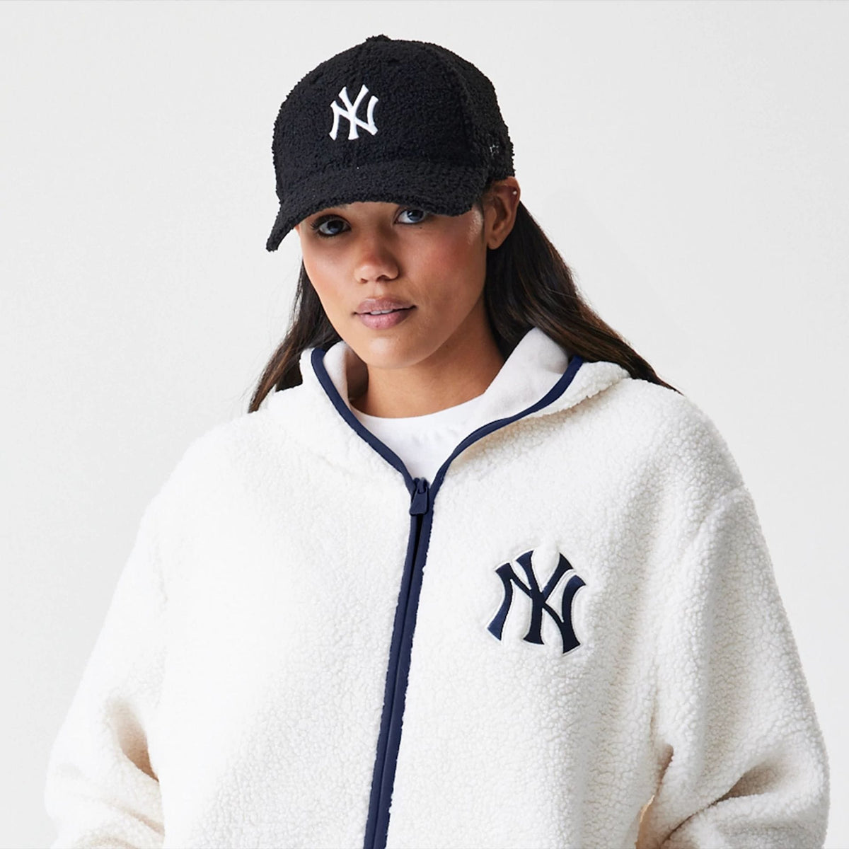 New York Yankees MLB Open White Hooded Sherpa Jacket-klyvox