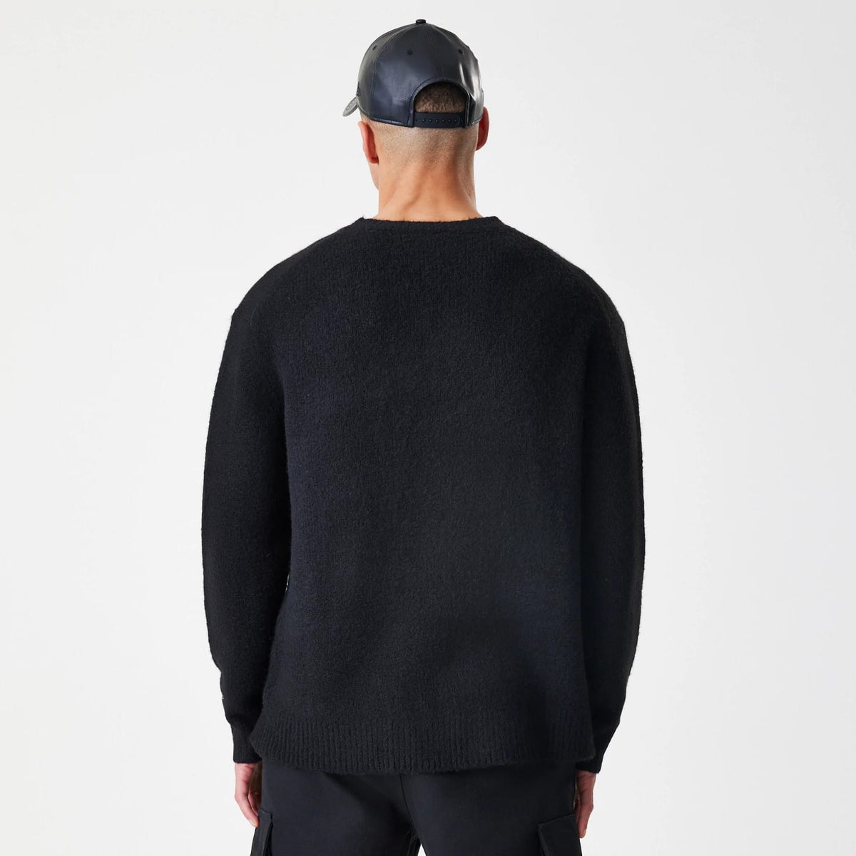 New Era Knit Black Knitted Sweater-klyvox