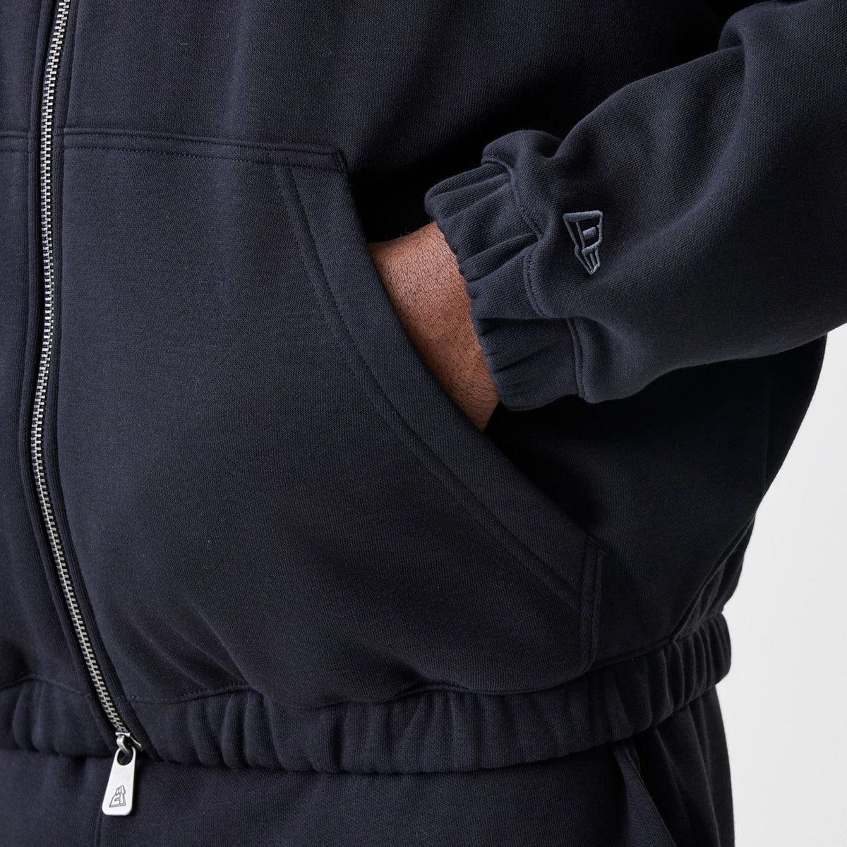 Chicago Bulls NBA Linear Black Oversized Full Zip Hoodie-klyvox
