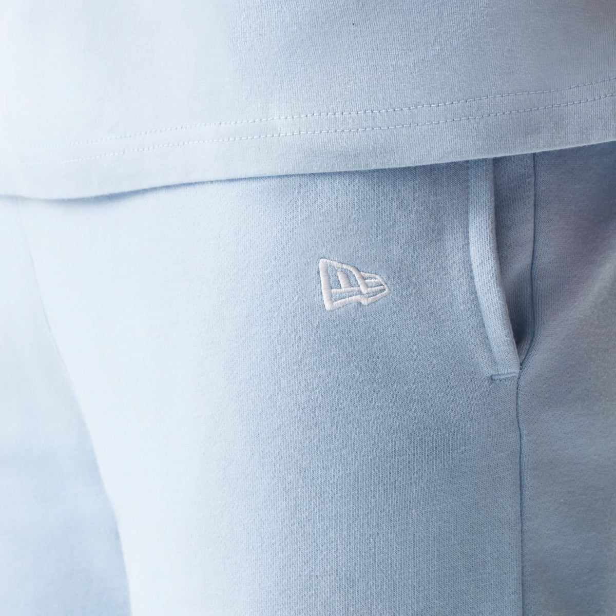 New York Yankees MLB League Essential Midi Pastel Blue Shorts-klyvox