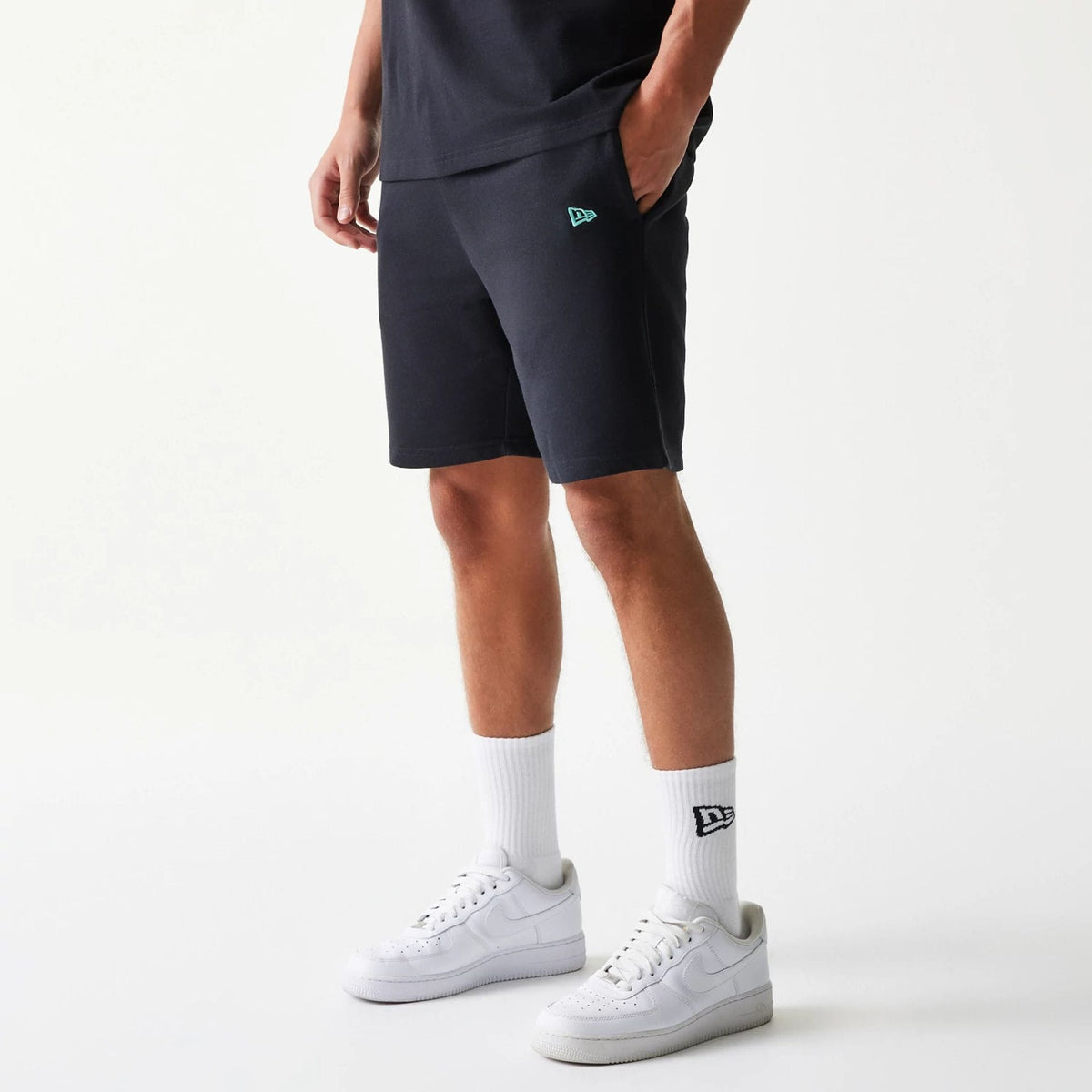 Chicago Bulls NBA League Essential Black Shorts-klyvox