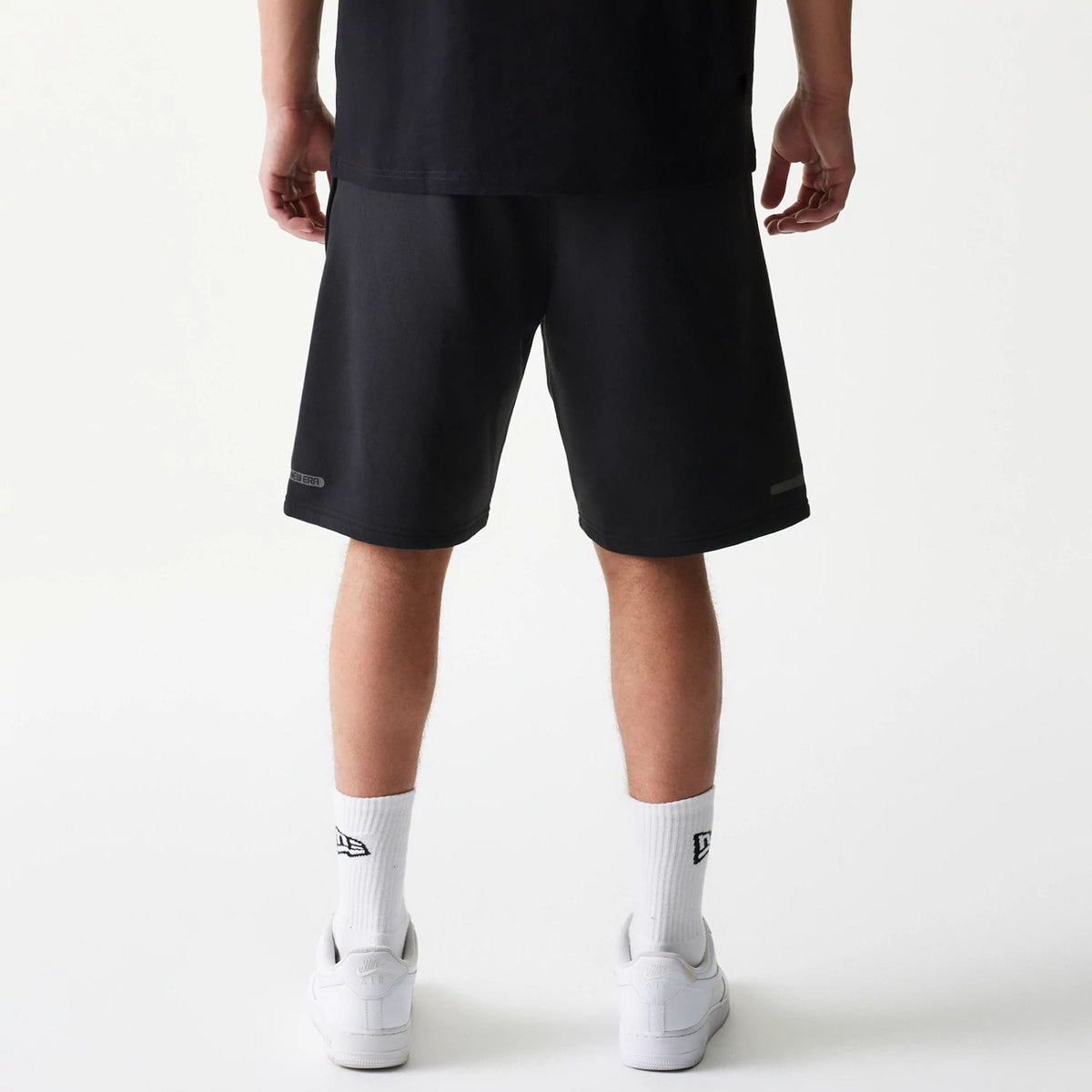 New Era Tech Black Shorts-klyvox