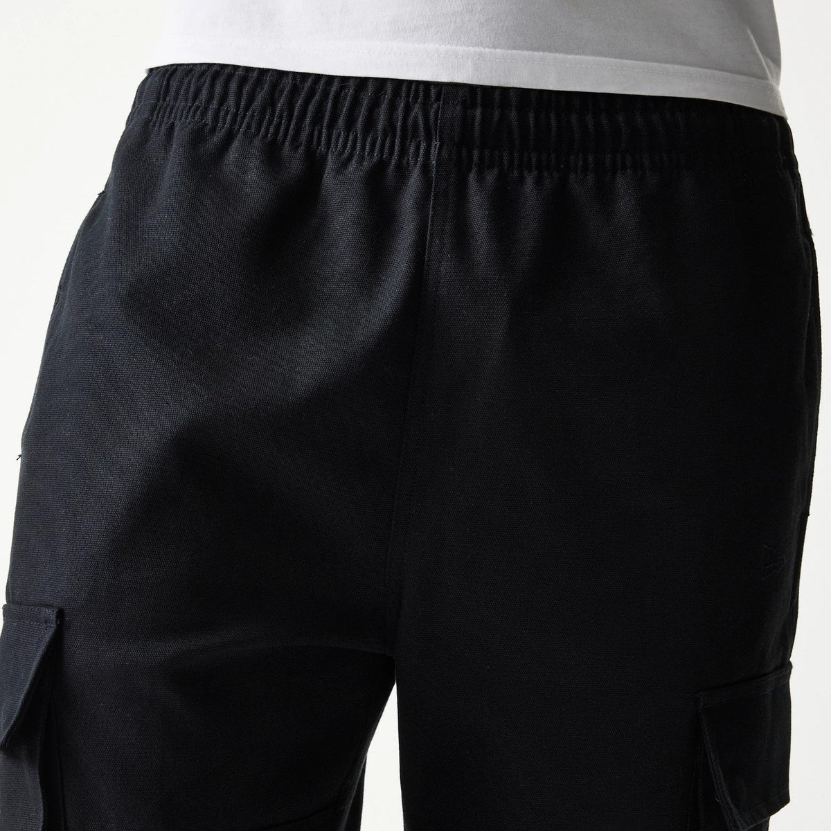 New Era Black Straight Leg Cargo Joggers-klyvox