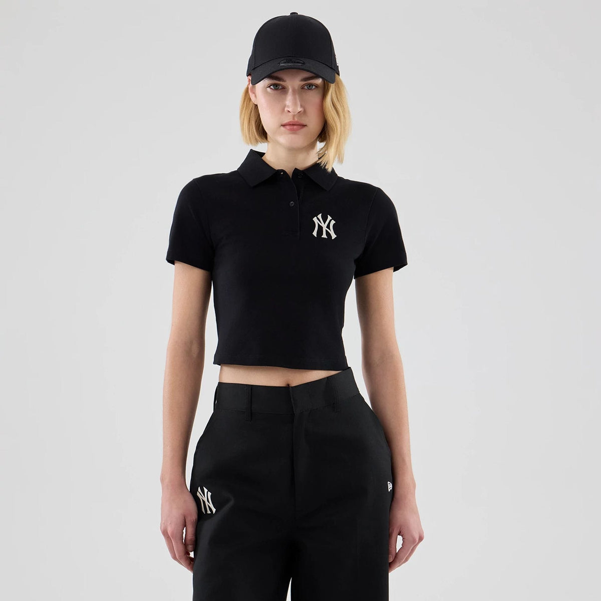 New York Yankees Womens MLB Black Cropped Slim Polo T-shirt-klyvox