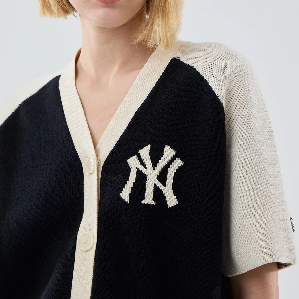 New York Yankees Womens MLB Knit Stripe Black Short Sleeve Cardigan-klyvox