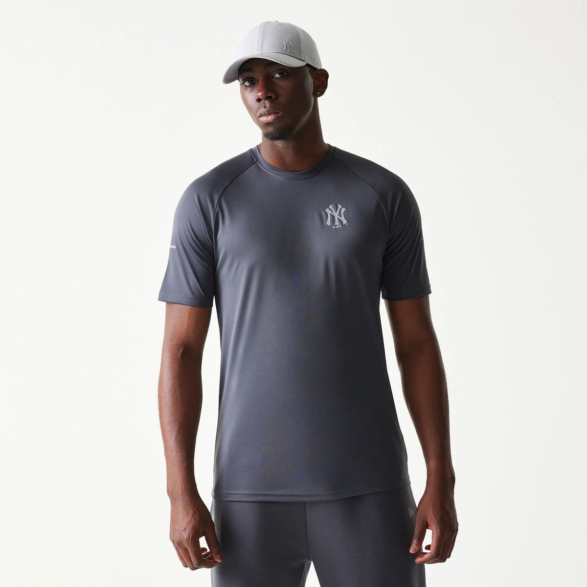 New York Yankees MLB Dark Grey T-Shirt-klyvox