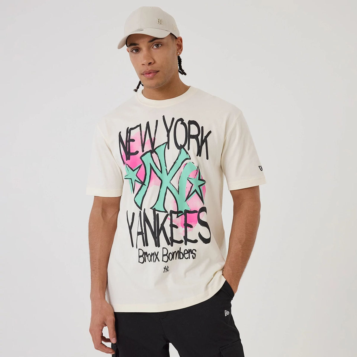 New York Yankees MLB Street Art Graphic Light Beige T-Shirt-klyvox