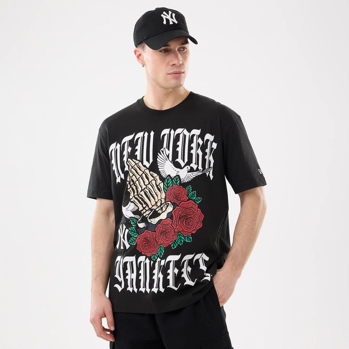 New York Yankees MLB Script Graphic Black T-Shirt-klyvox