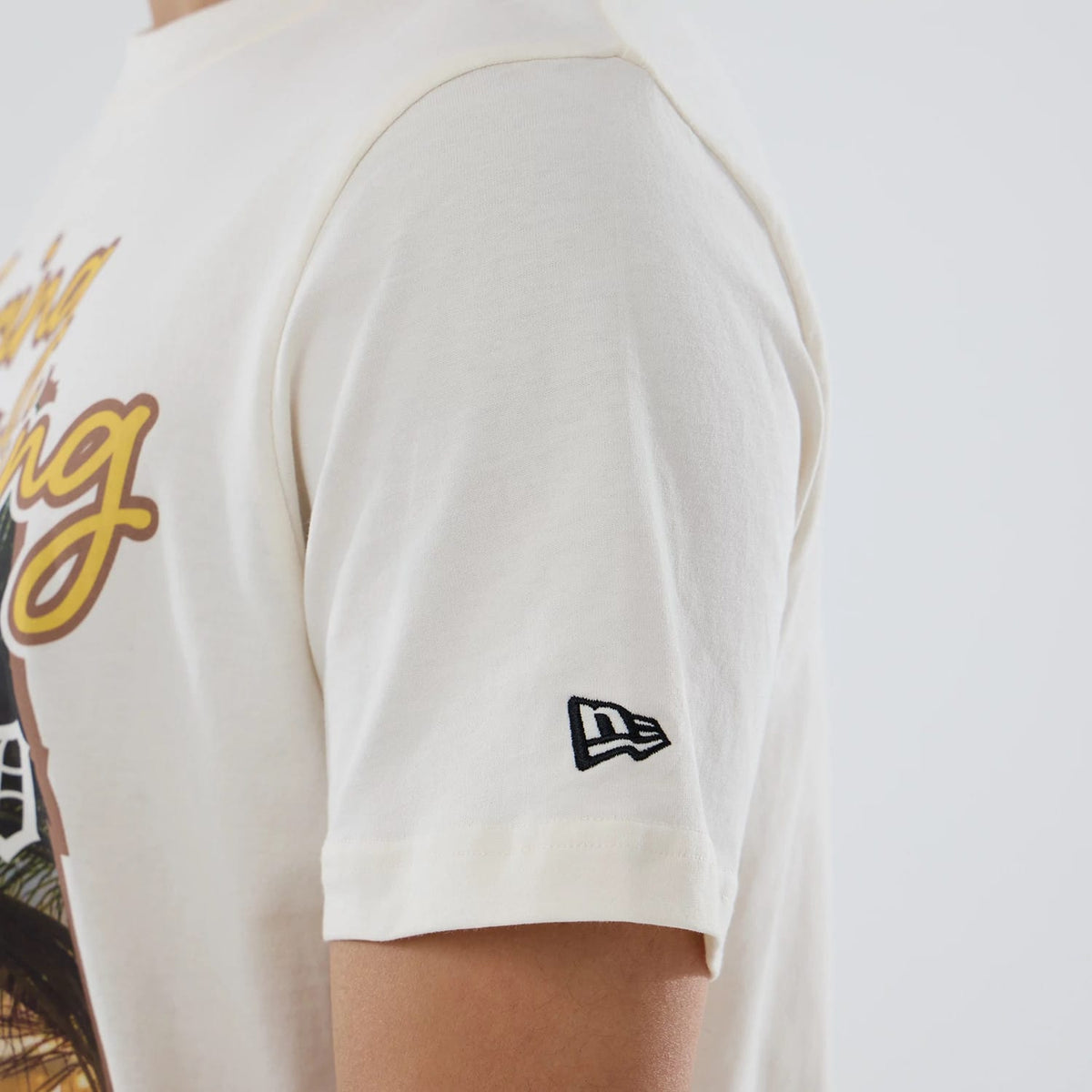 Grapefruit League Logo MLB Spring Training 2026 Cream T-Shirt-klyvox