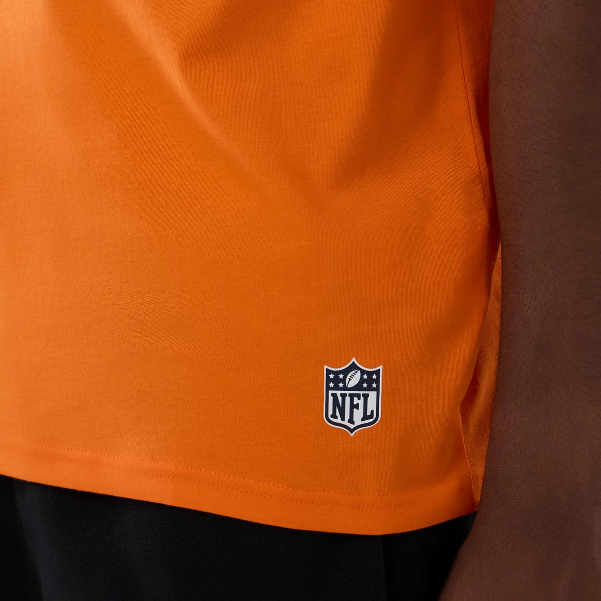 Denver Broncos NFL International Series Games 2025 Orange Oversized T-Shirt-klyvox