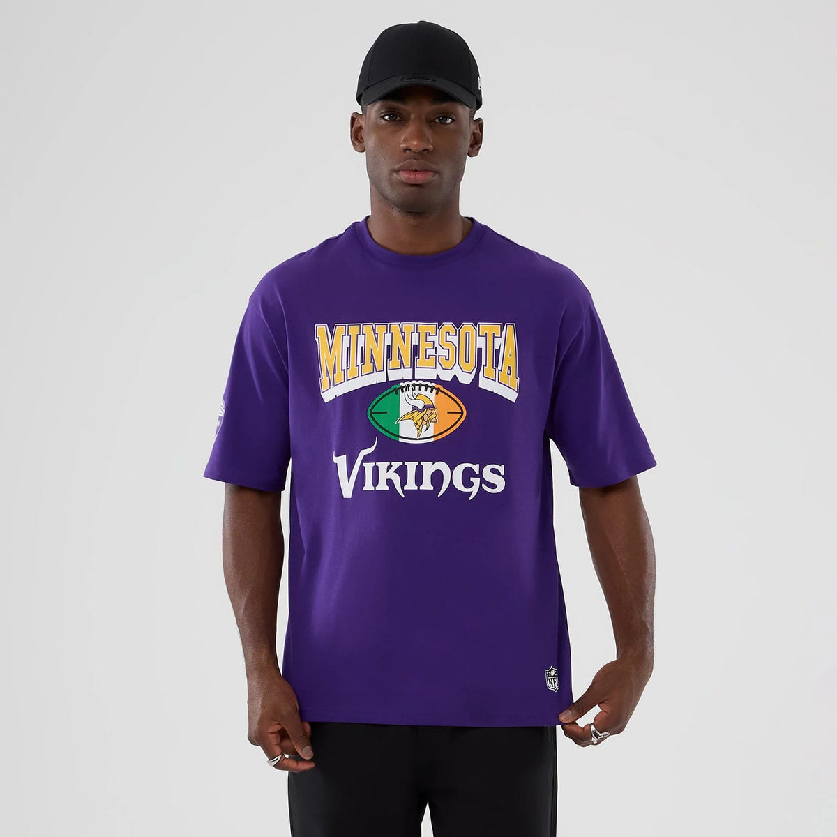 Minnesota Vikings NFL International Series Games 2025 Purple Oversized T-Shirt-klyvox