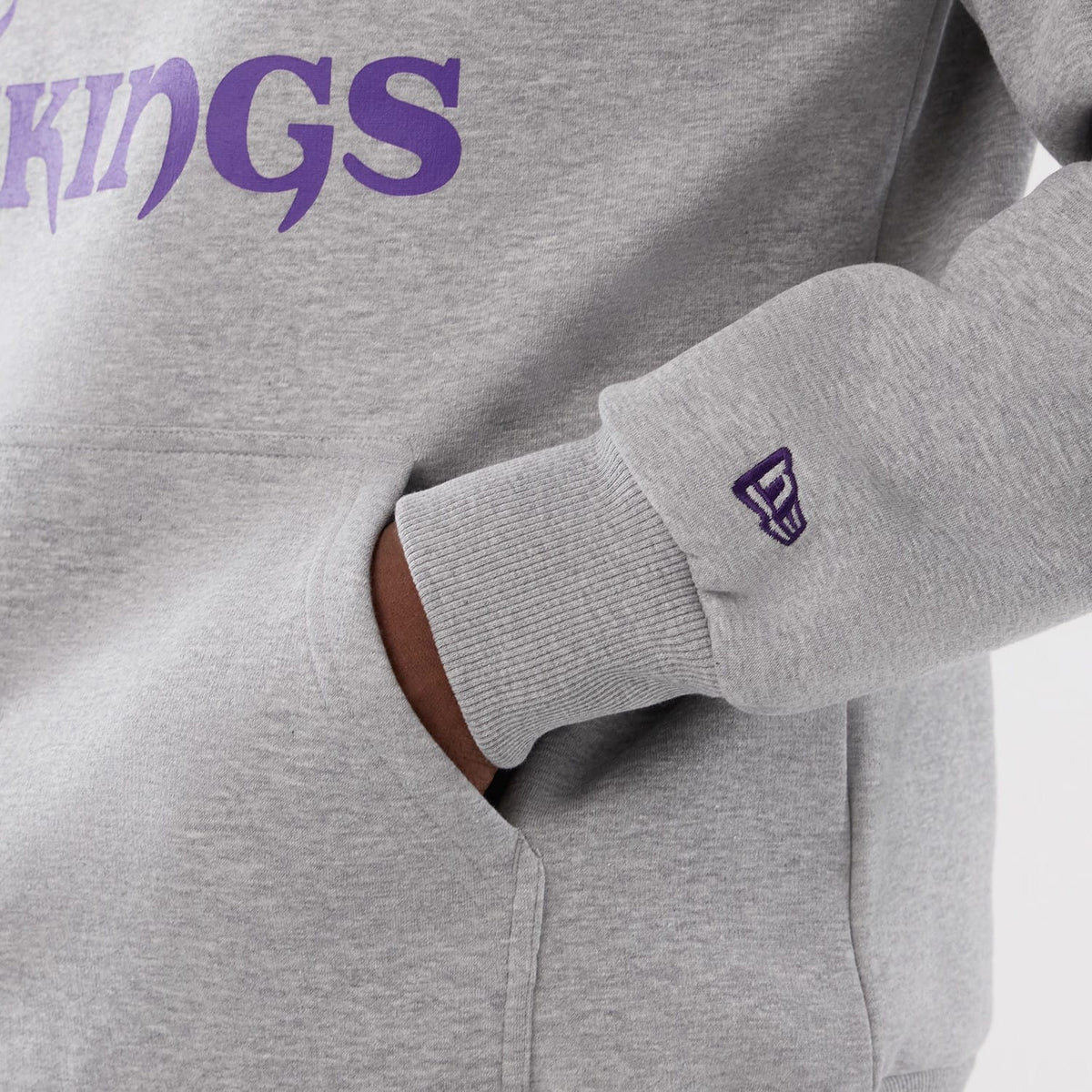 Minnesota Vikings NFL International Series Games 2025 Grey Pullover Hoodie-klyvox