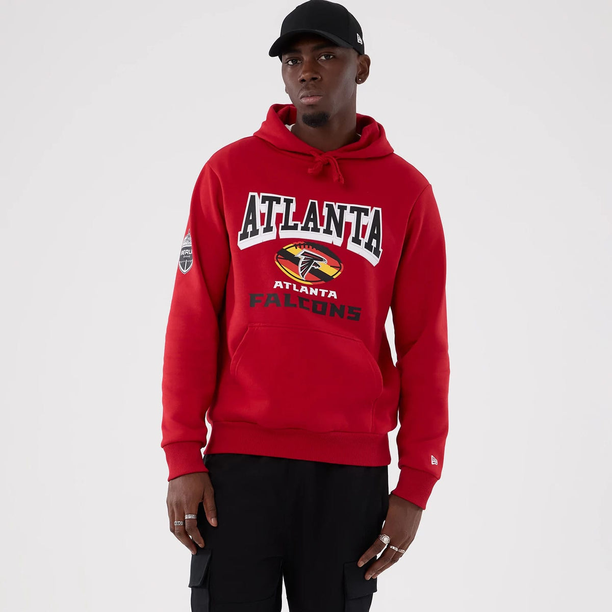 Atlanta Falcons NFL International Series Games 2025 Red Pullover Hoodie-klyvox